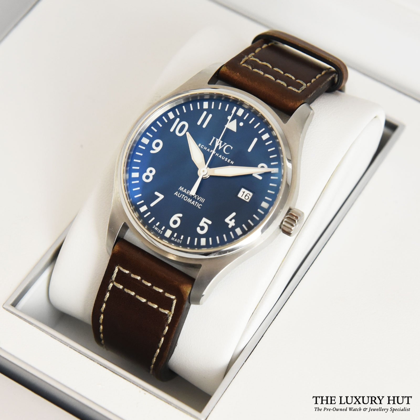 2023/06/IWC-Pilot_Blue-38575-f-1.jpg
