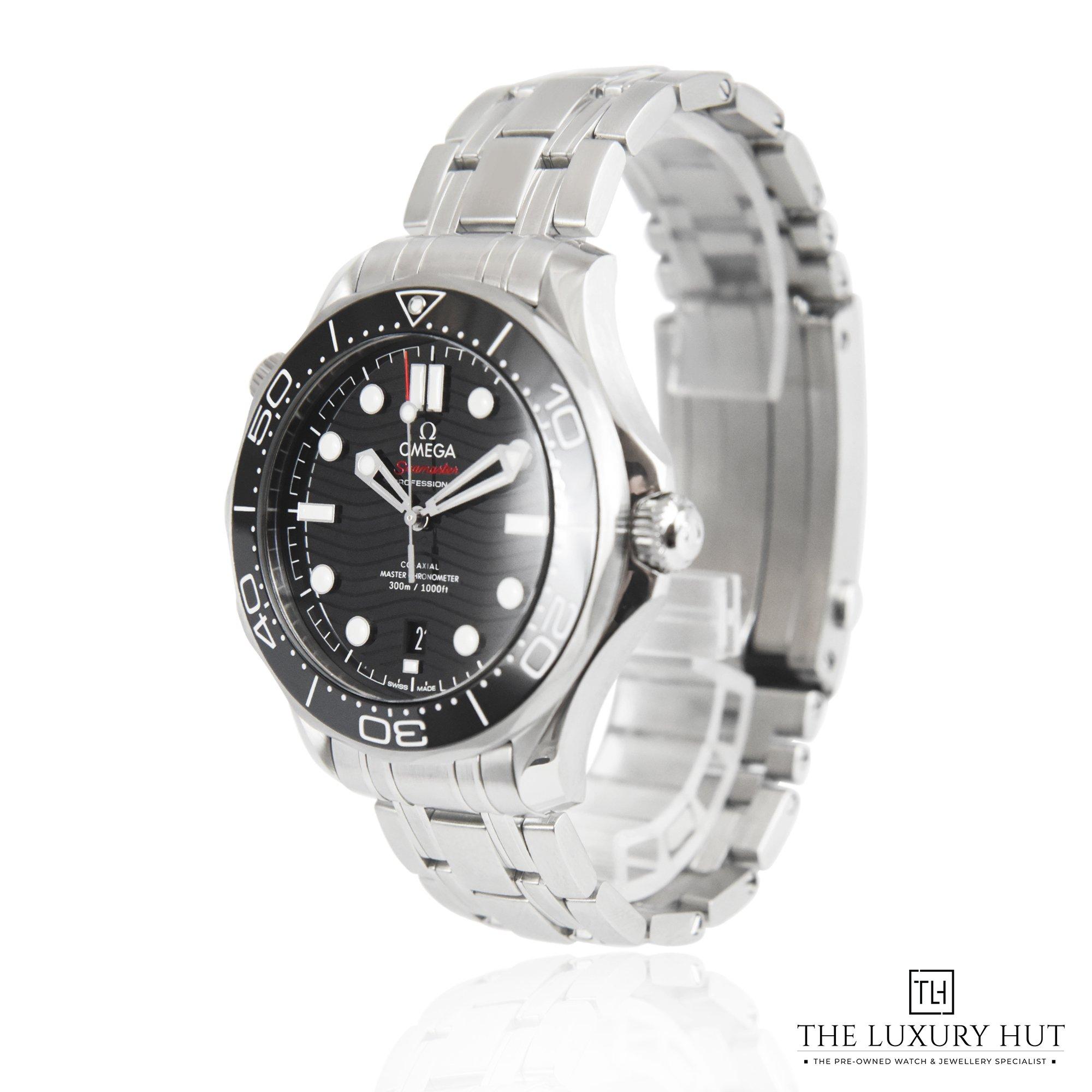 2023/06/Omega_Seamaster_Black_40547-b-1.jpg