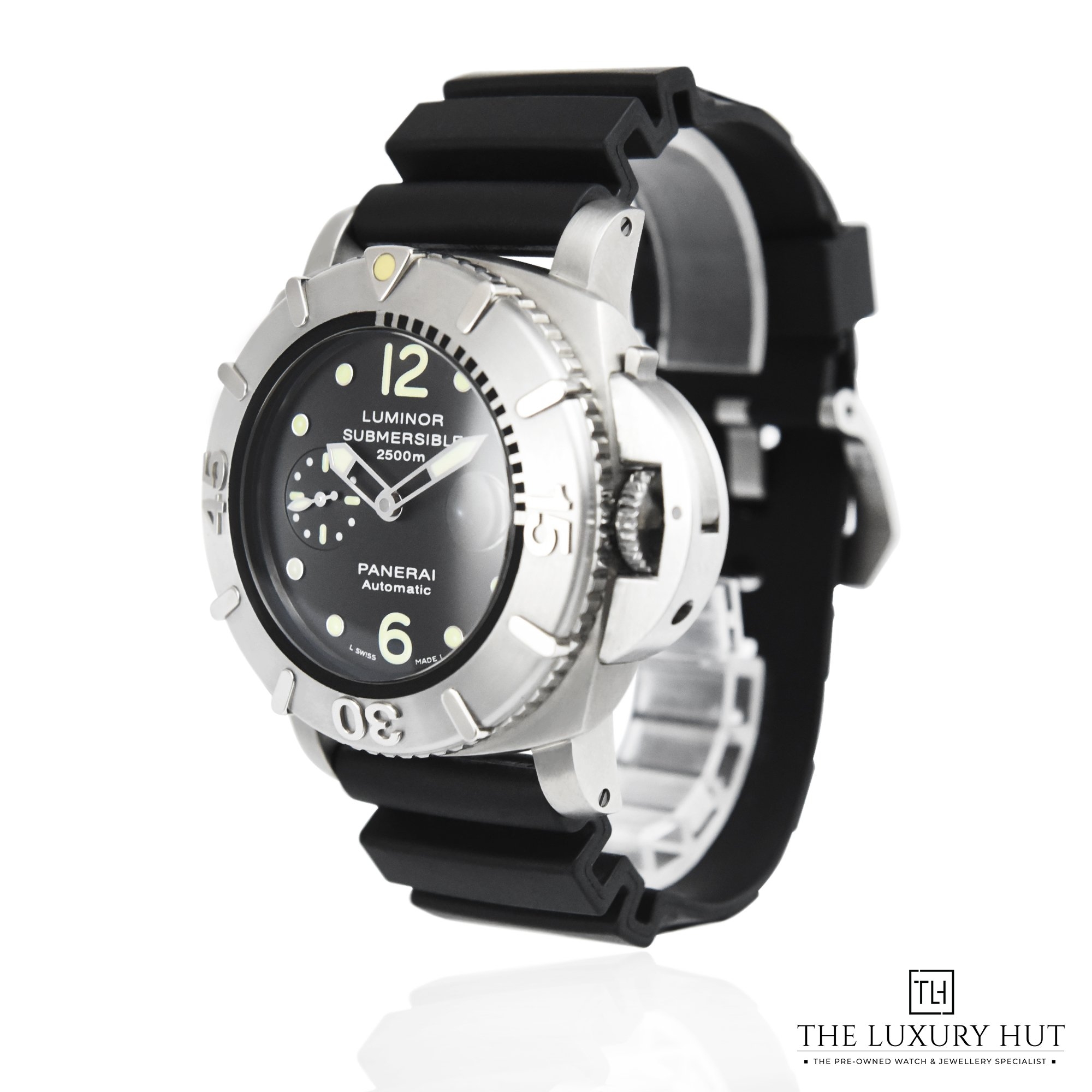 2023/06/Panerai_Luminor_Ghost_41865-b-1.jpg