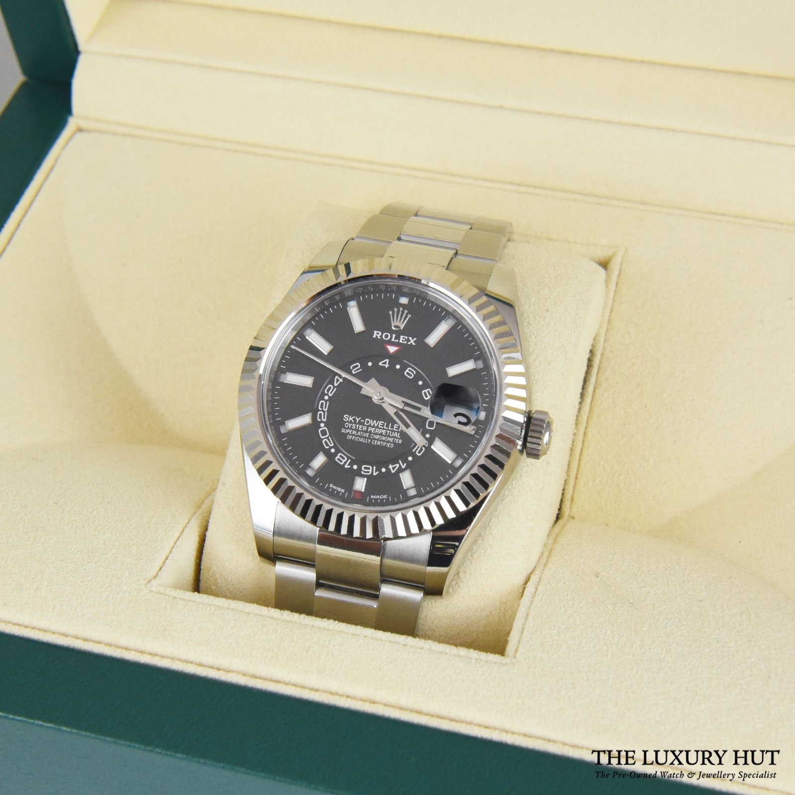 2023/06/Rolex-Sky-Dweller-Black-36946-f-1.jpg