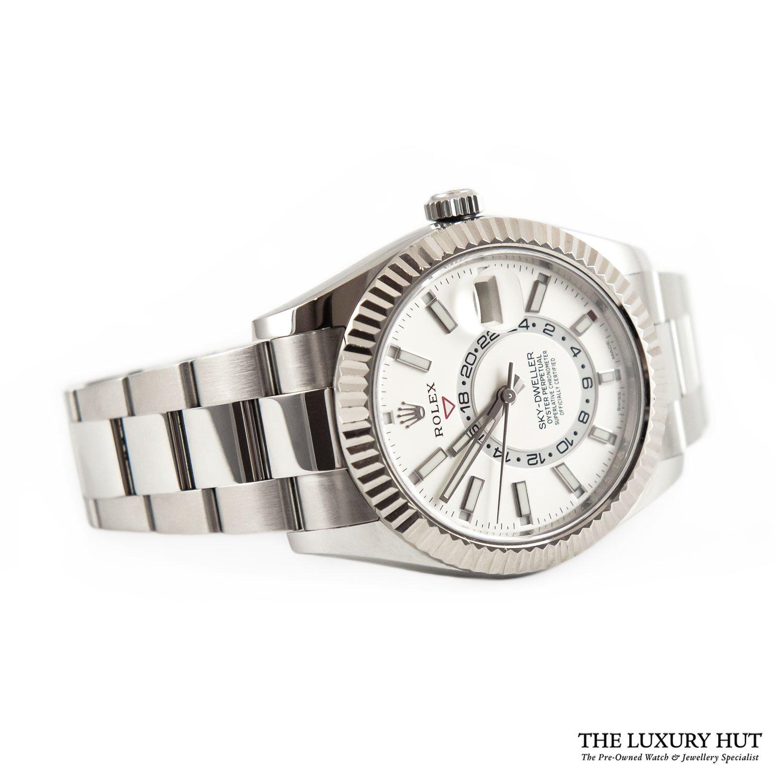 2023/06/Rolex-Sky-Dweller-White-2020-d-1.jpg
