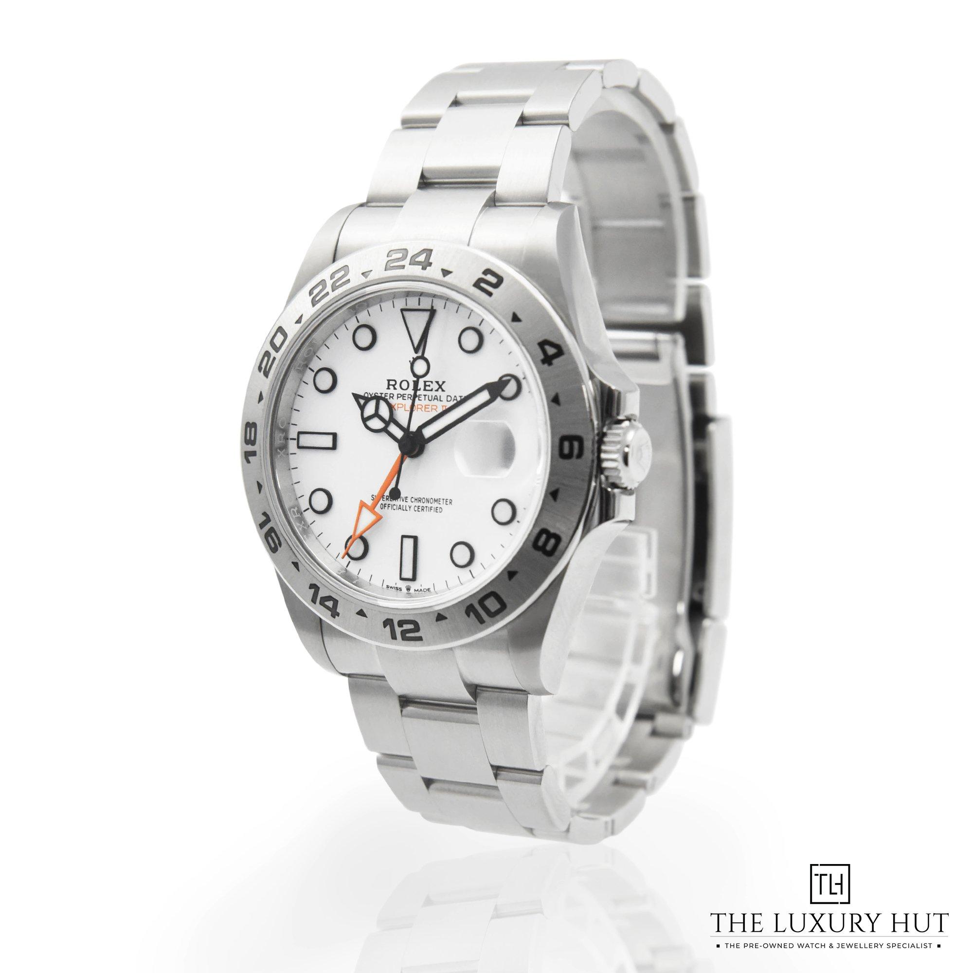 2023/06/Rolex_Explorer-II_White_Dial_42787-b.jpg