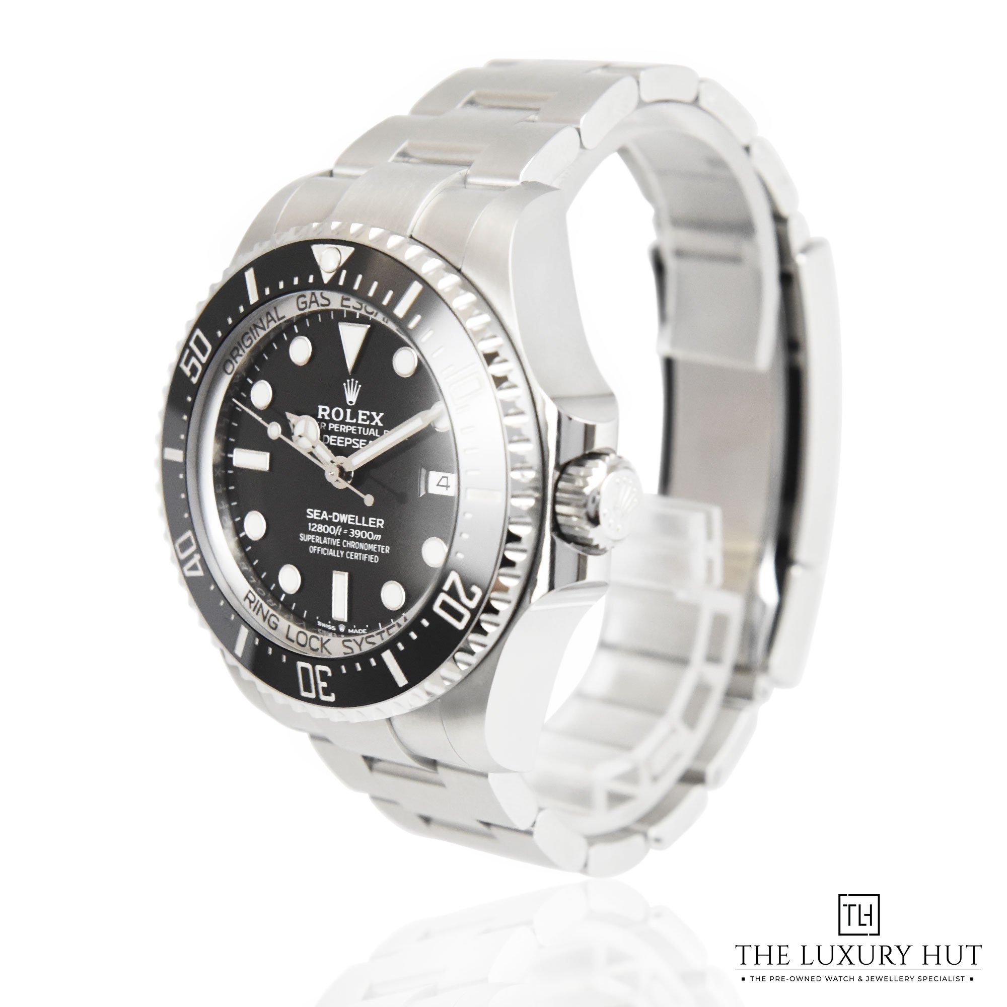 2023/06/Rolex_Sea-Dweller_Black_40479-b-1.jpg