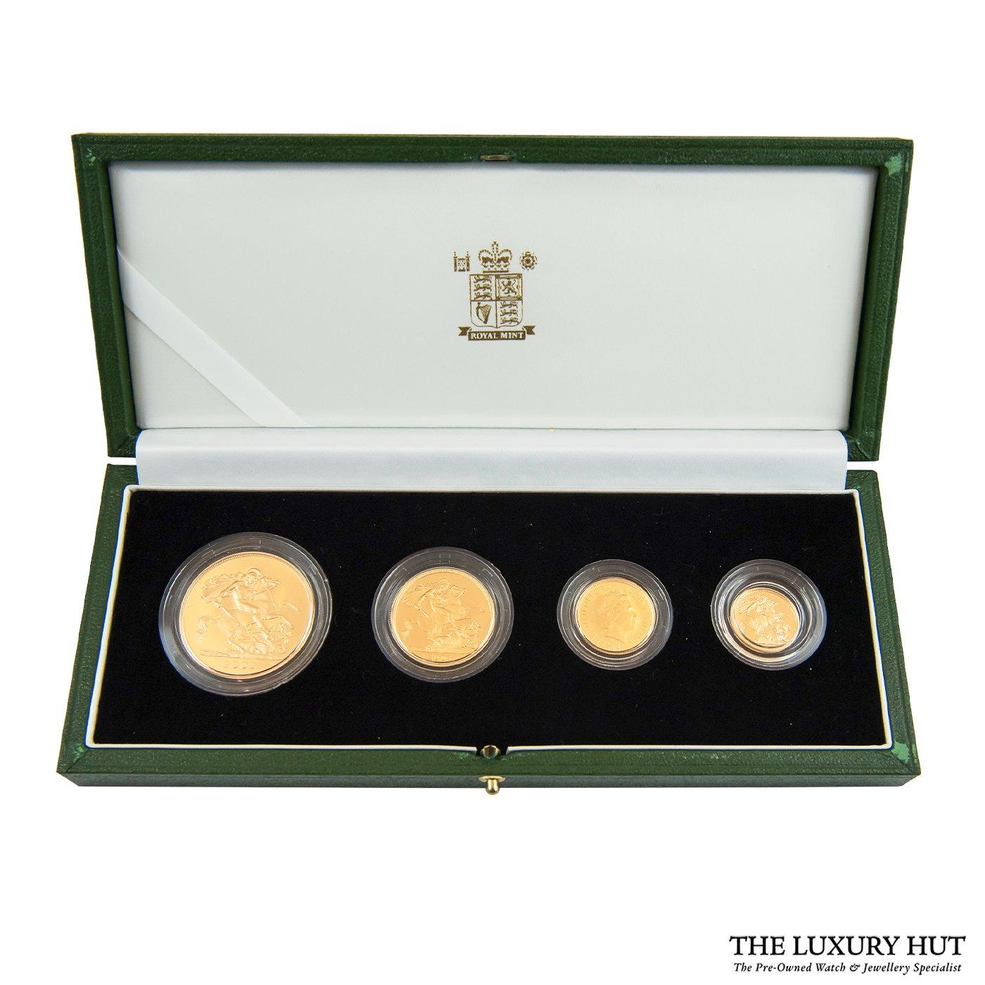 2023/06/Sovereign-2003-Coin-Set-34553-a-1.jpg