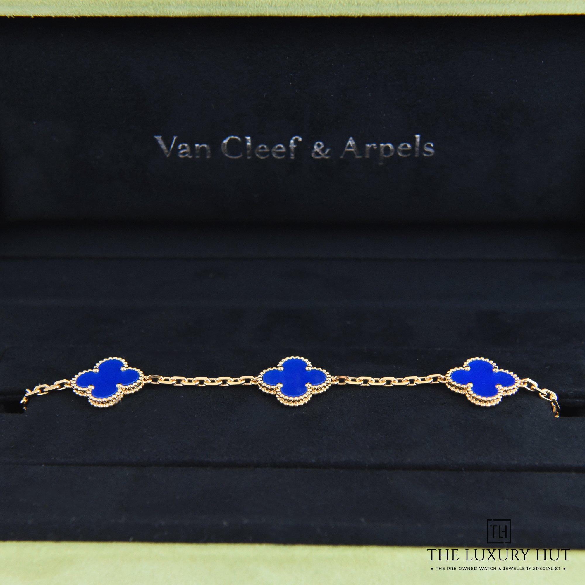 2023/06/Van_Cleef_Alhambra_Bracelet_40684-d-1.jpg