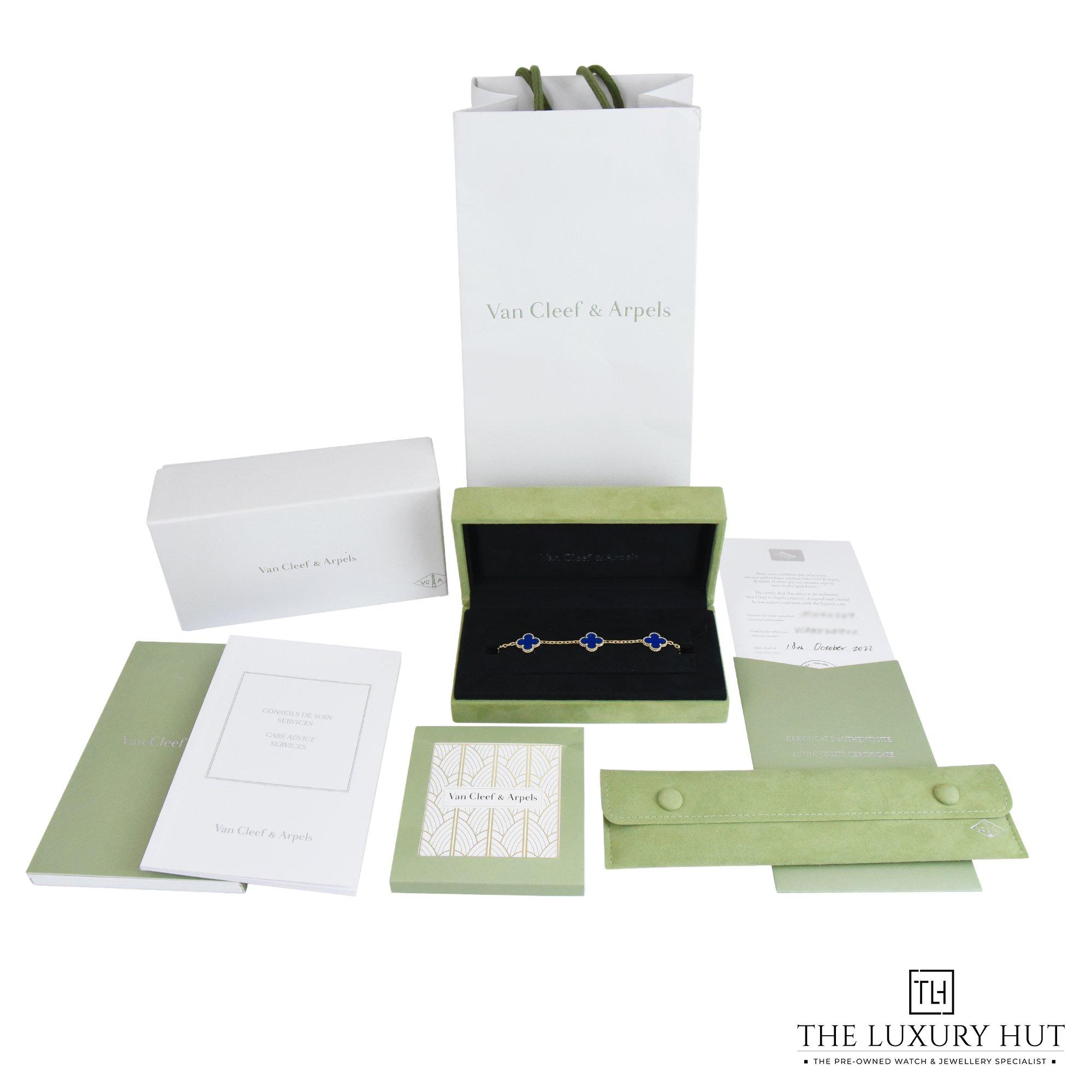 2023/06/Van_Cleef_Alhambra_Bracelet_40684-e-1.jpg