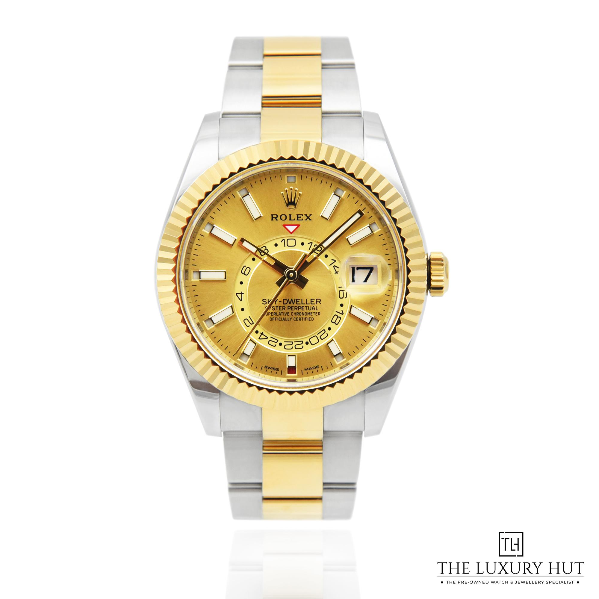2023/07/Rolex_Sky-Dweller_Champagne_43852-a.jpg