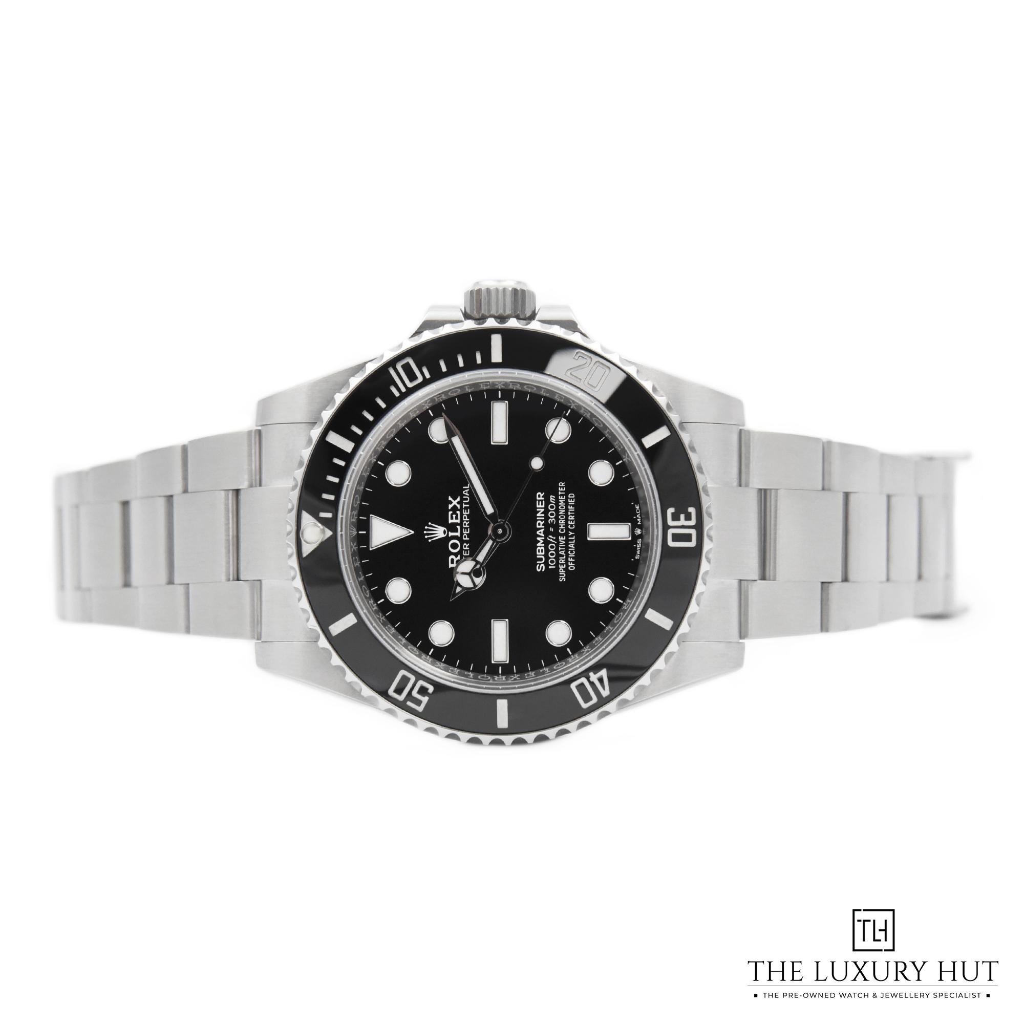 2023/07/Rolex_Submariner_No-Date_43814-c.jpg
