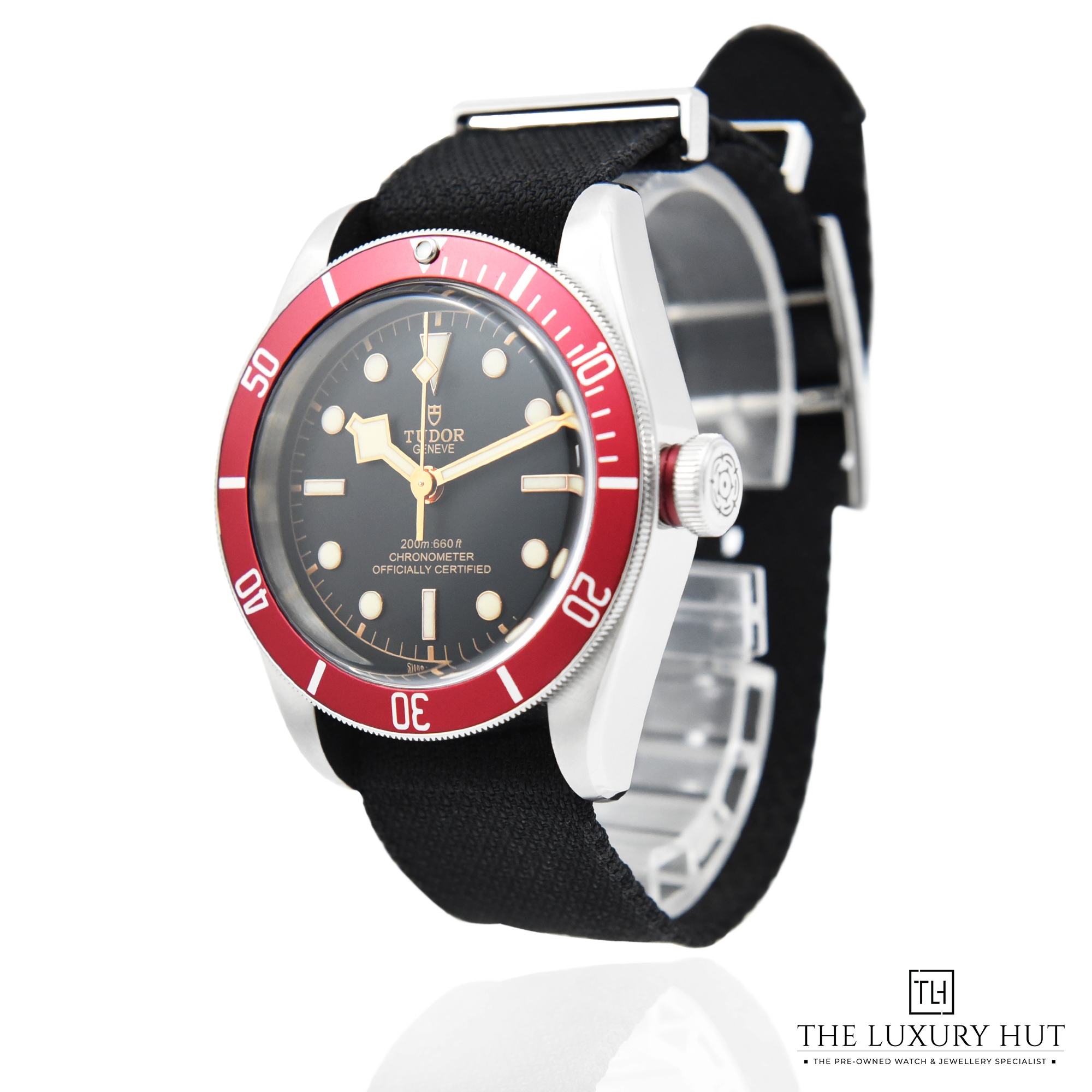 2023/07/Tudor_Heritage_Black-Bay_Red_43081-b.jpg