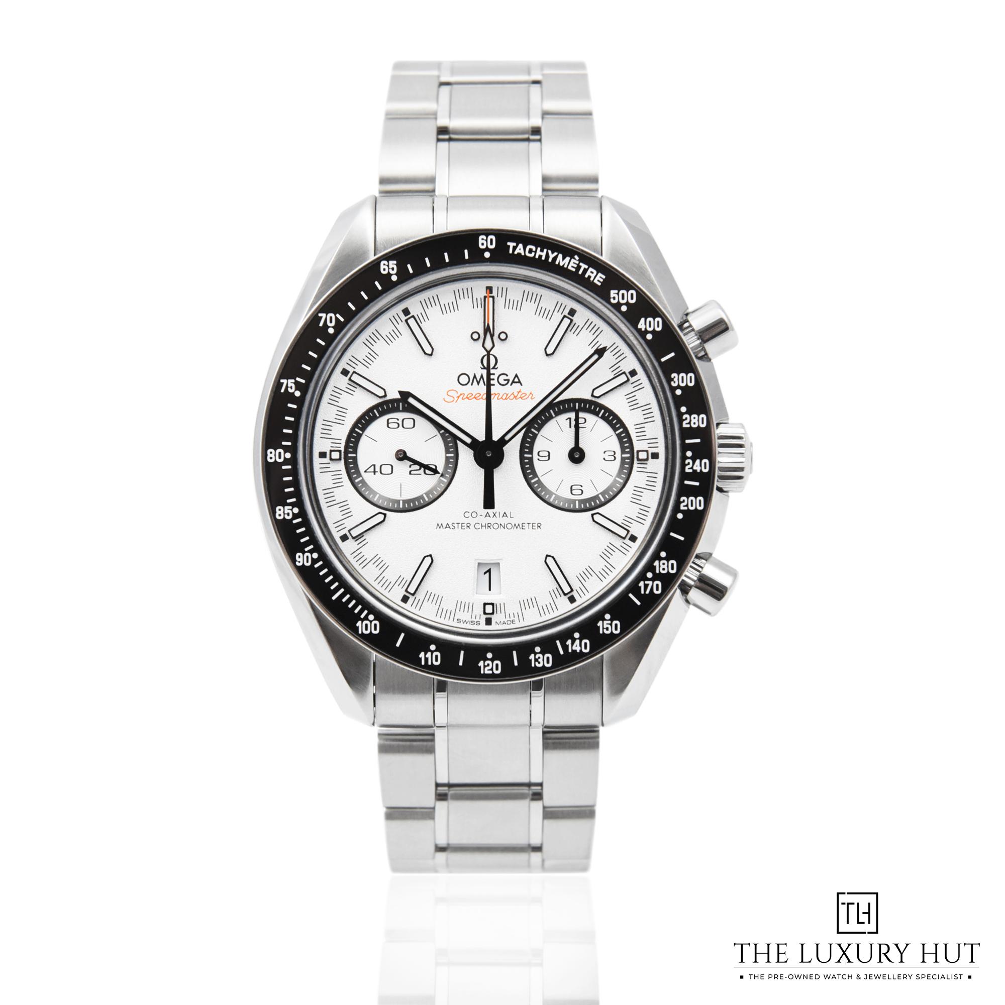 2023/08/Omega_Speedmaster_Racing_White_50108-a.jpg