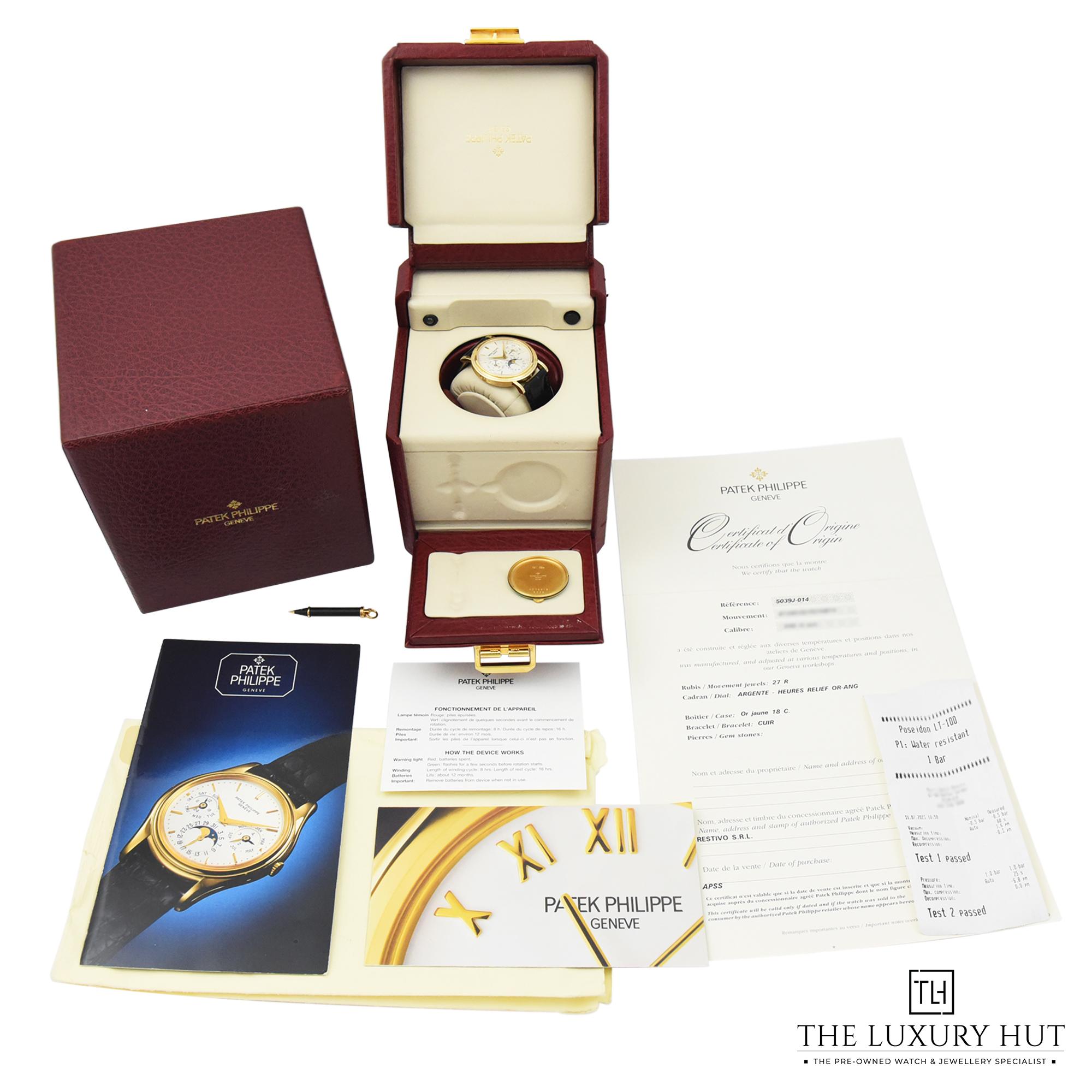 2023/08/Patek_Philippe_Moonphase-_Yellow_50094-g.jpg