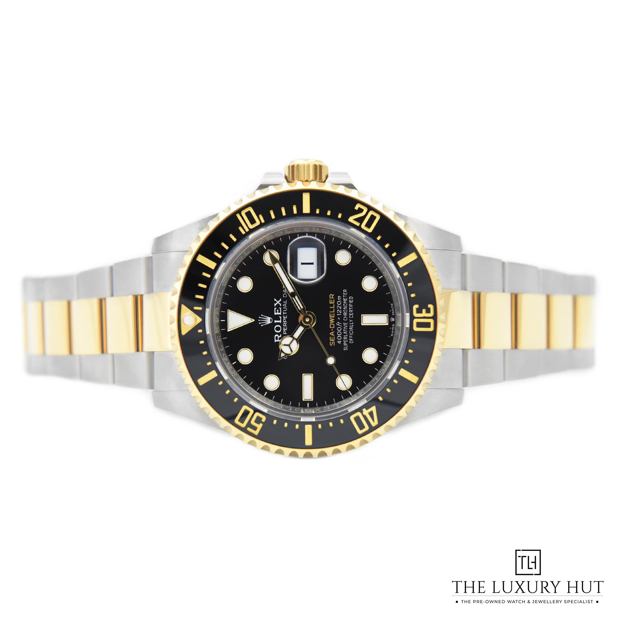 2023/08/Rolex_Sea-Dweller_Bi-Metal_Black_50109-c.jpg