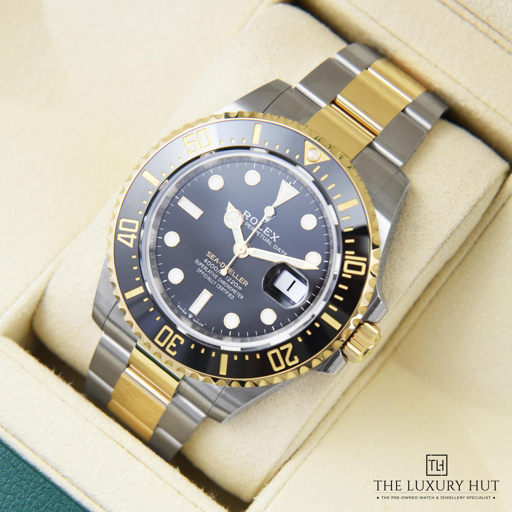 2023/08/Rolex_Sea-Dweller_Bi-Metal_Black_50109-e.jpg