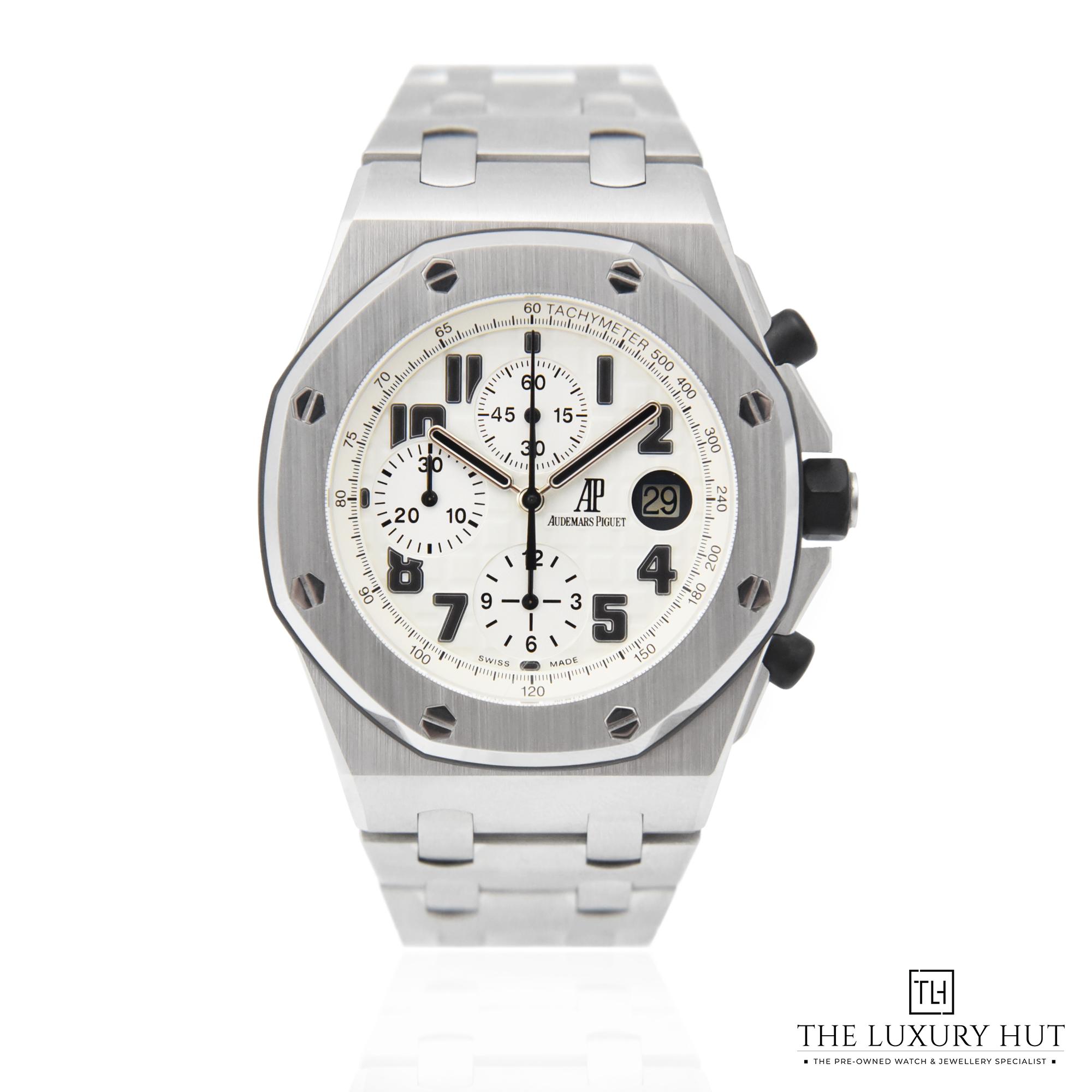 2023/09/Audemars_Piguet_Royal_Oak_Safari_50205-a.jpg