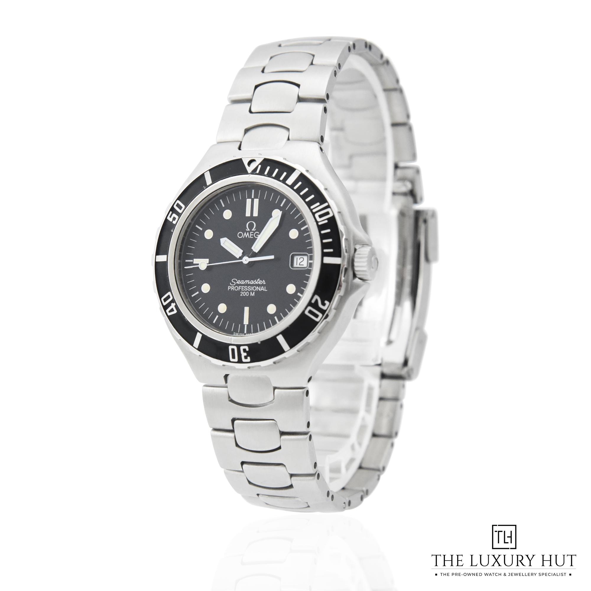 2023/09/Omega_Seamaster_Pre-Bond_Black_50206-b.jpg