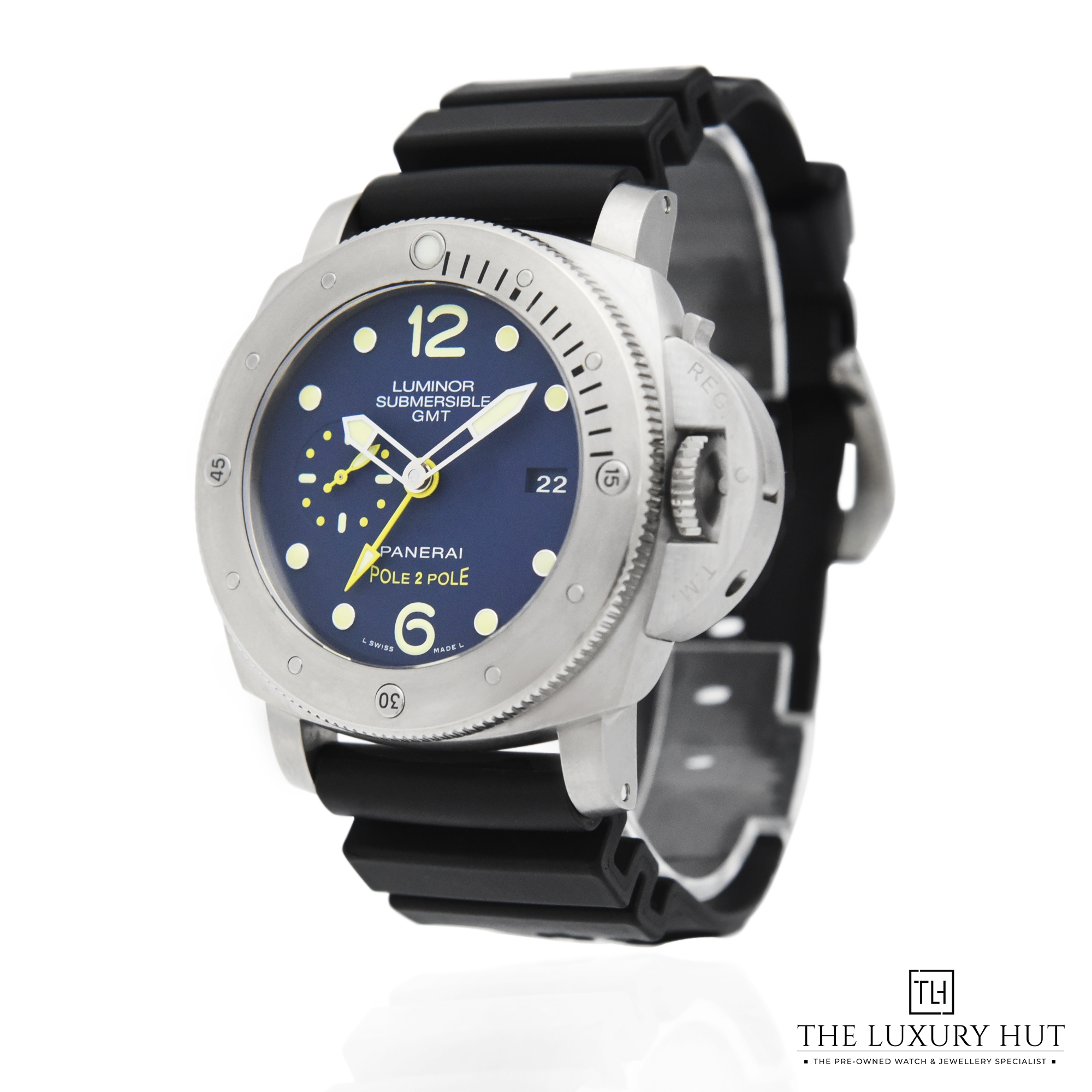2023/09/Panerai_Luminor-Submersible_Blue_50154-b.jpg