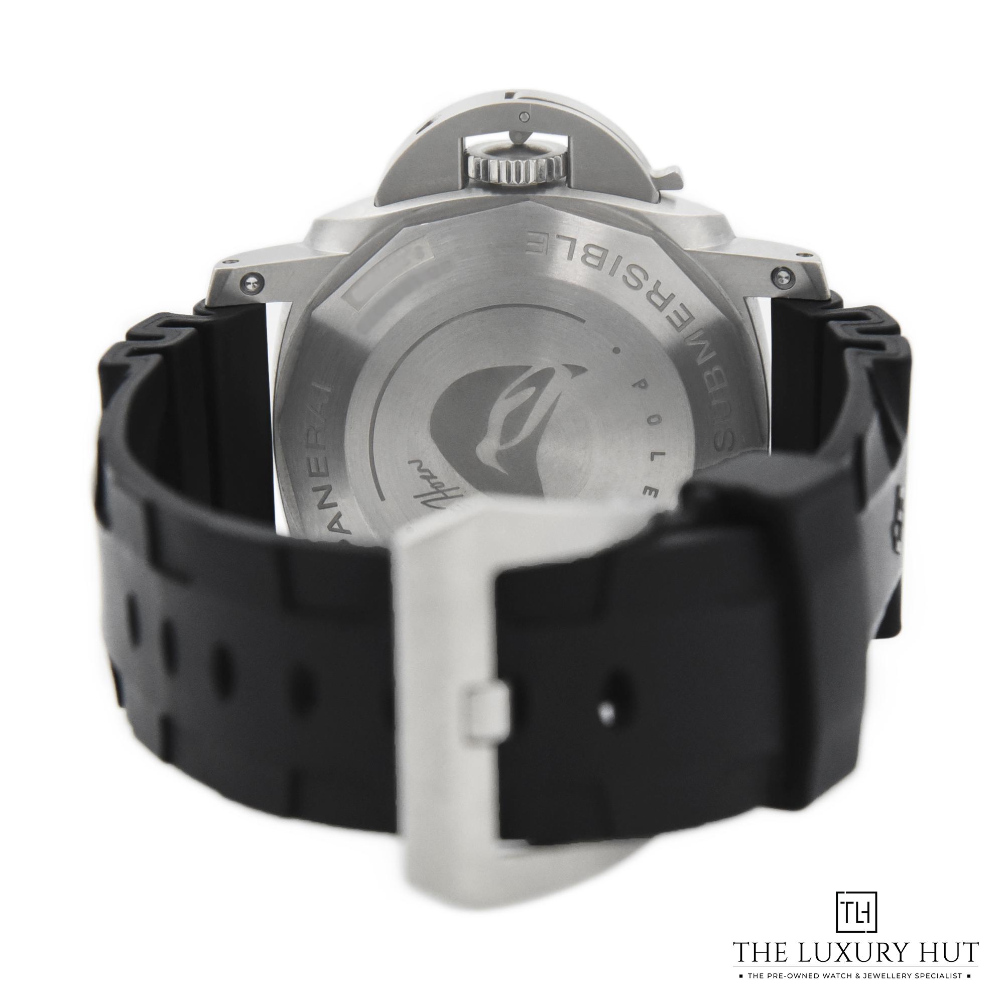 2023/09/Panerai_Luminor-Submersible_Blue_50154-d.jpg