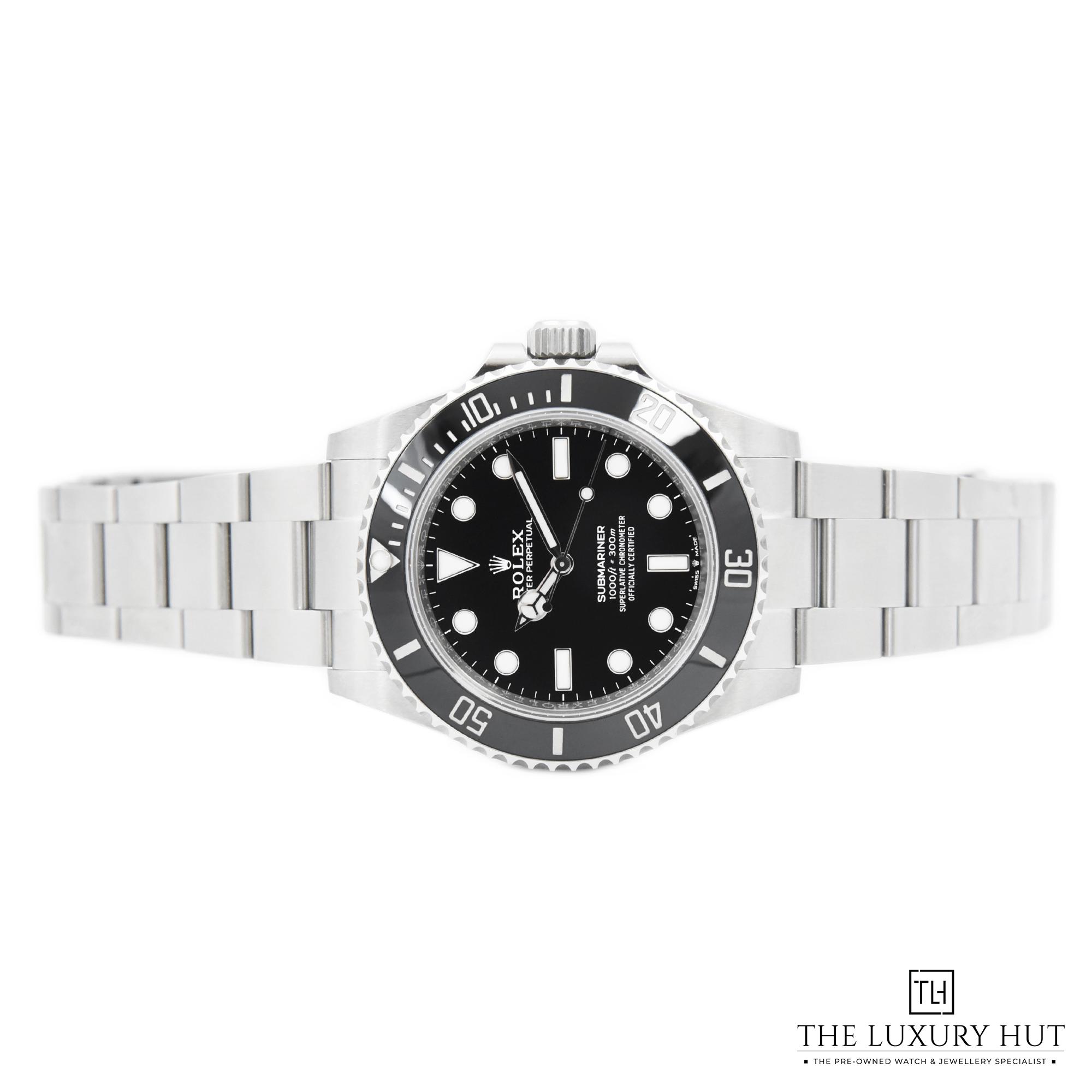 2023/09/Rolex_Submariner_No_Date_50225-c.jpg
