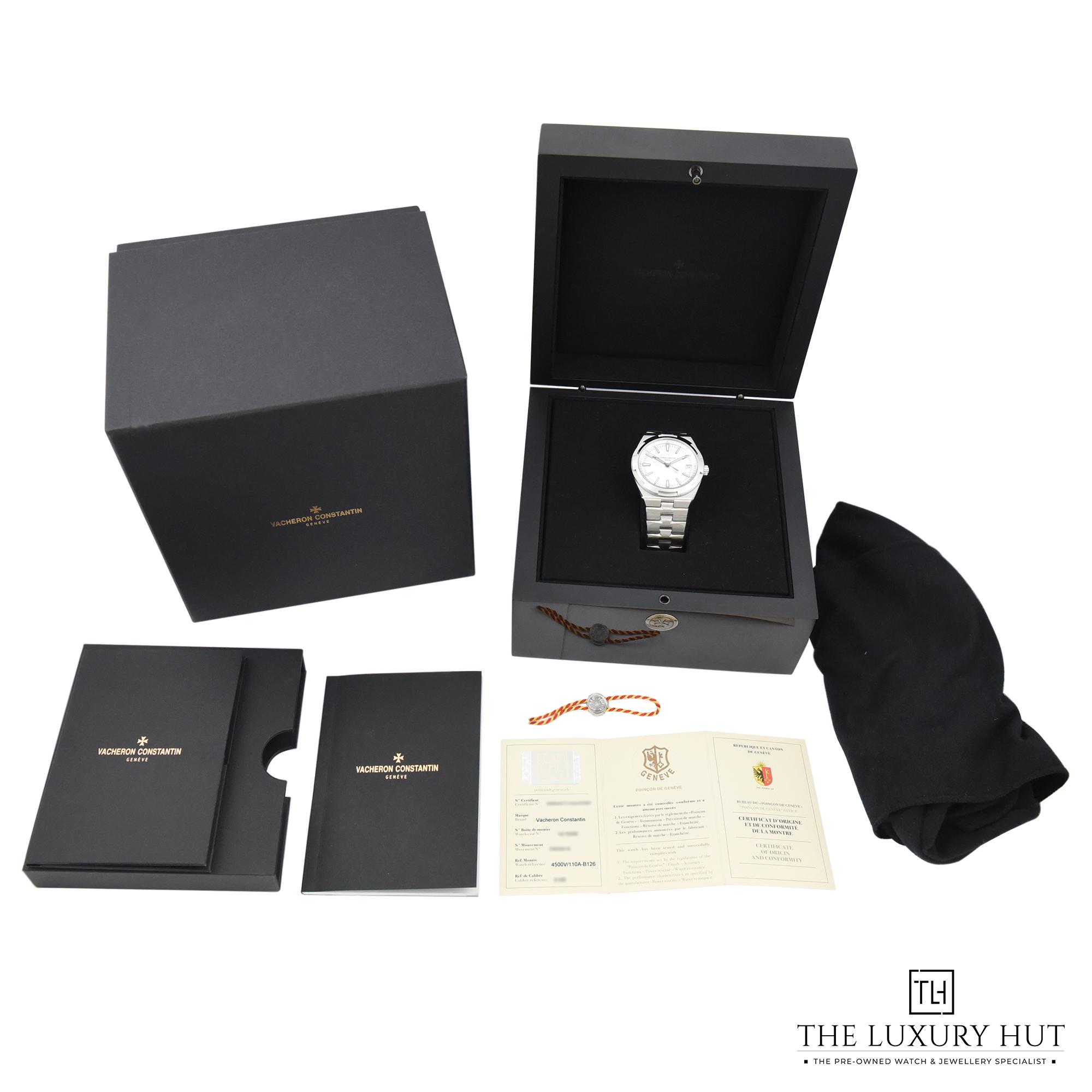 2023/09/Vacheron_Constantin_Overseas_50250-f.jpg