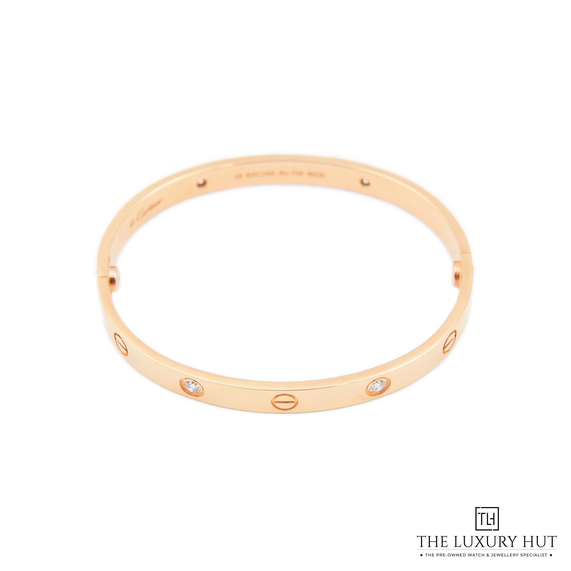 2023/10/Cartier_Love_Bangle_Rose_4-Diamond_50289-c.jpg