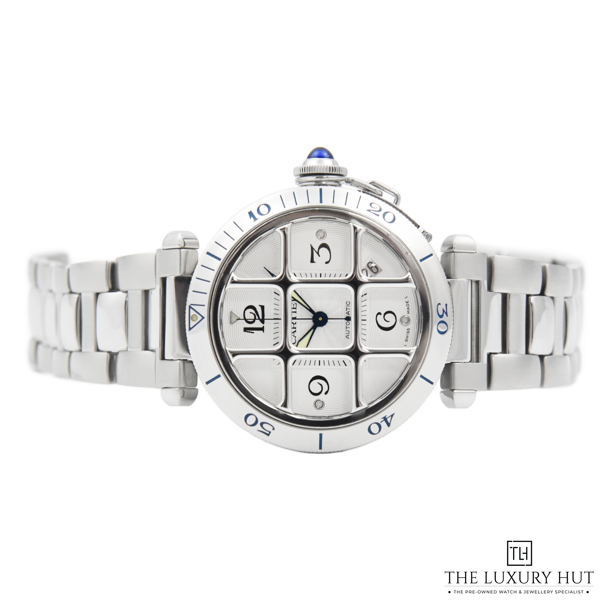 2023/10/Cartier_Pasha_White_Guilloche_50263-c.jpg
