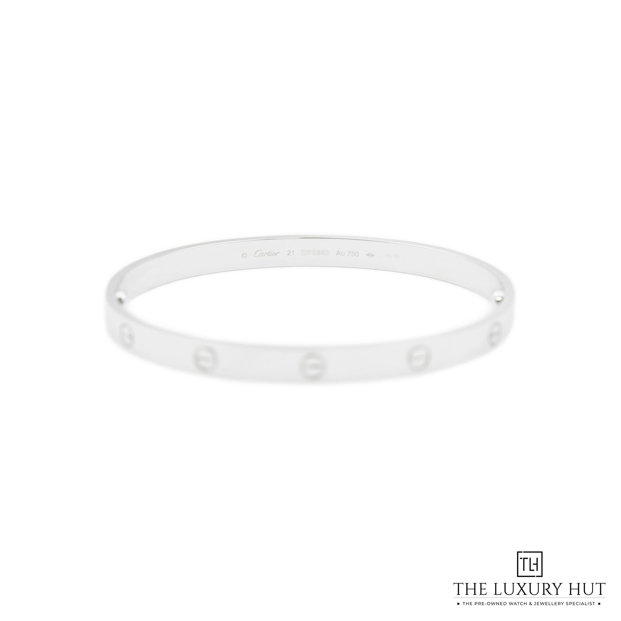 2023/10/Cartier_White_Gold_Love_Bangle_50299-b.jpg
