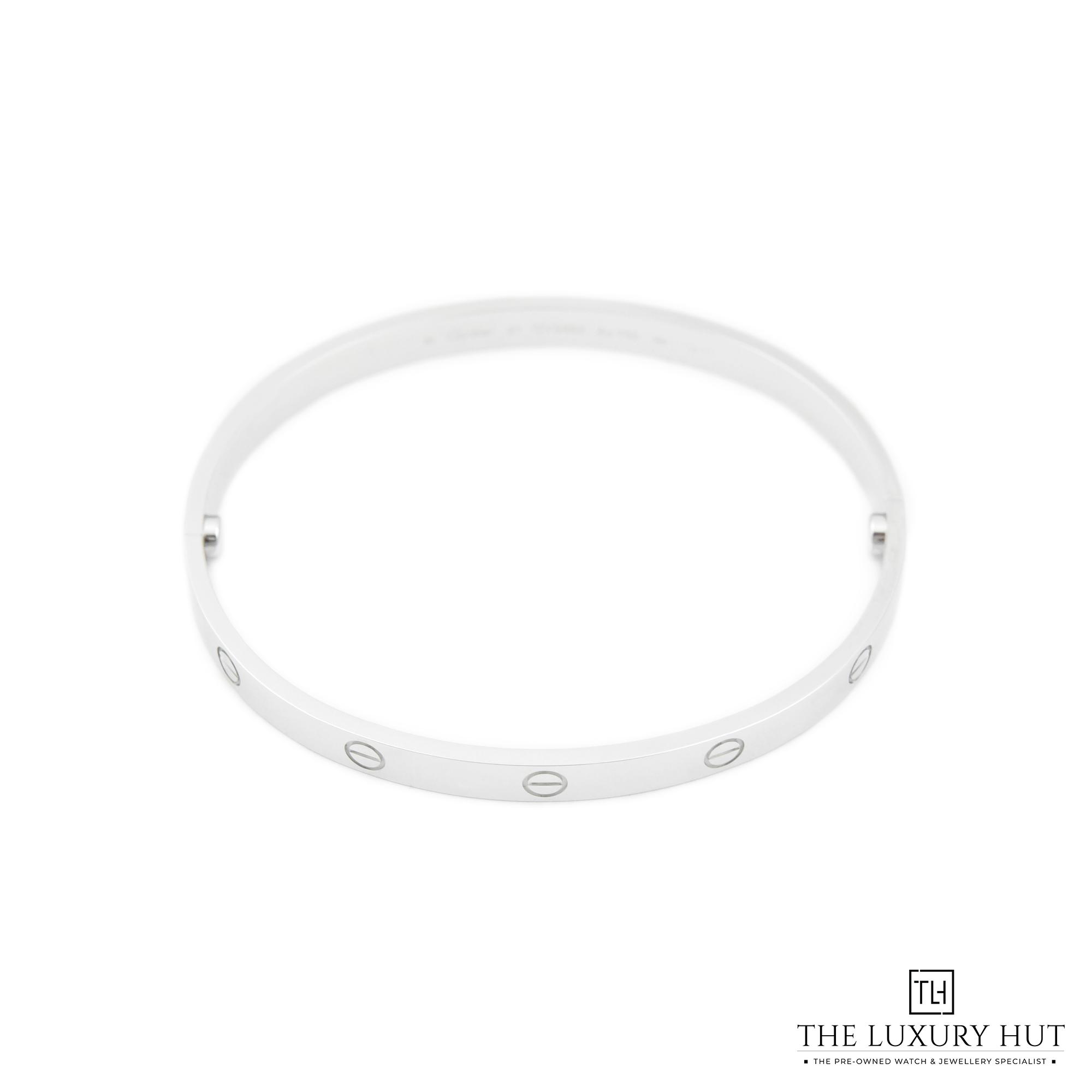 2023/10/Cartier_White_Gold_Love_Bangle_50299-c.jpg