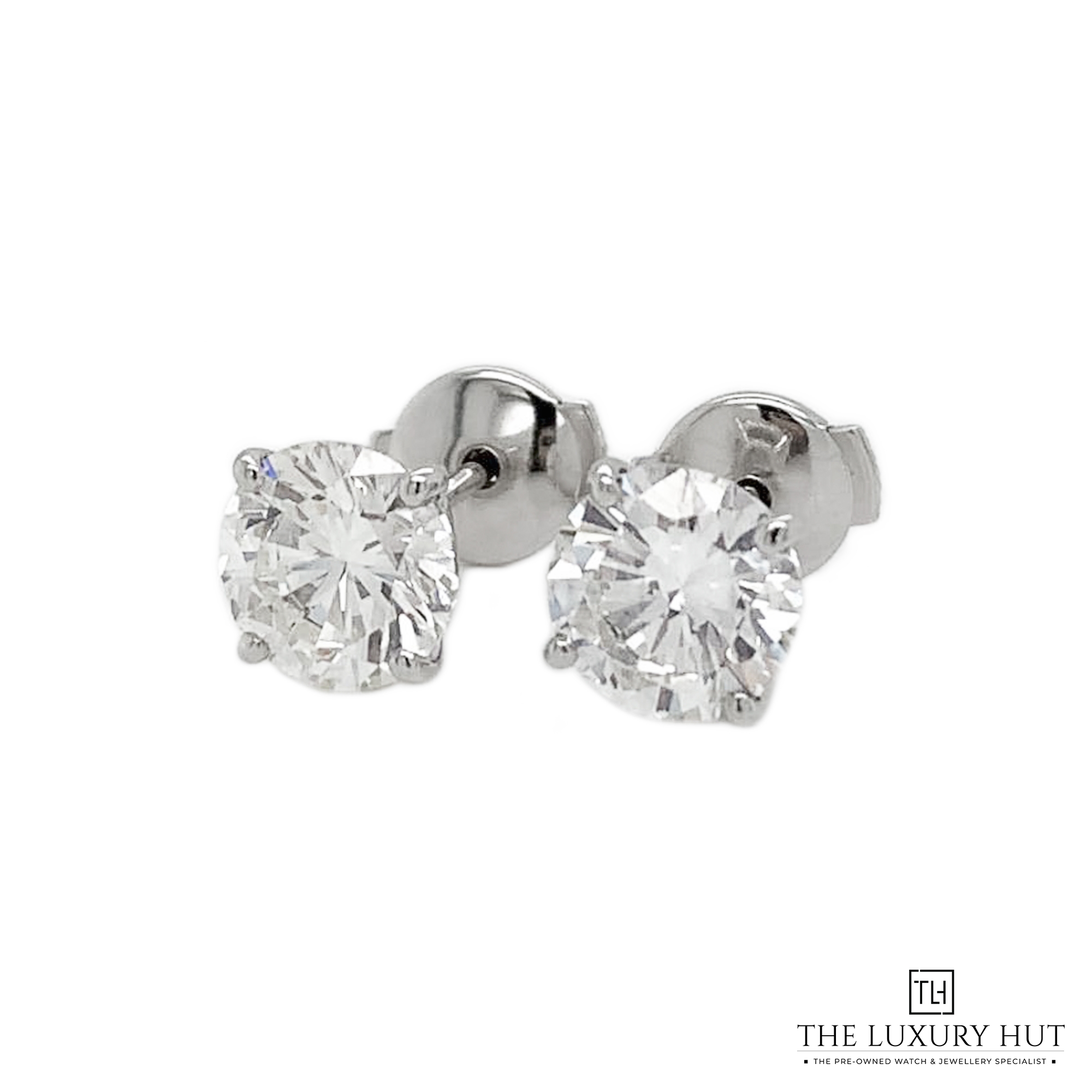 2023/10/Diamond_Stud_Earrings_50304-b.jpg