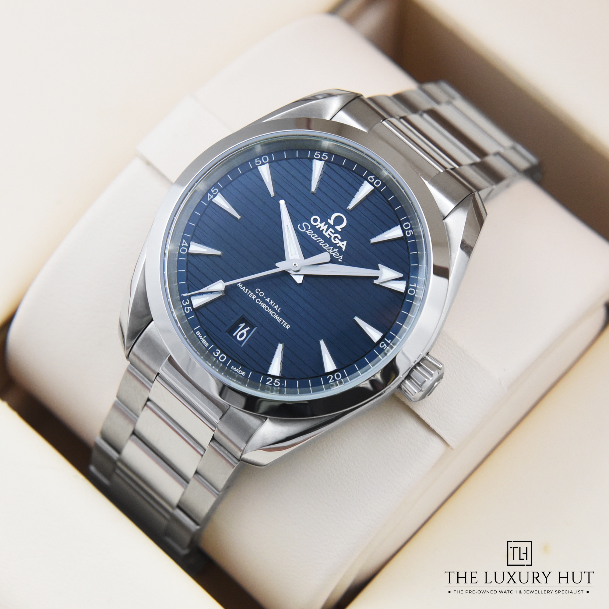 2023/10/Omega_Seamaster_Aqua_Terra_Blue_50311-e.jpg