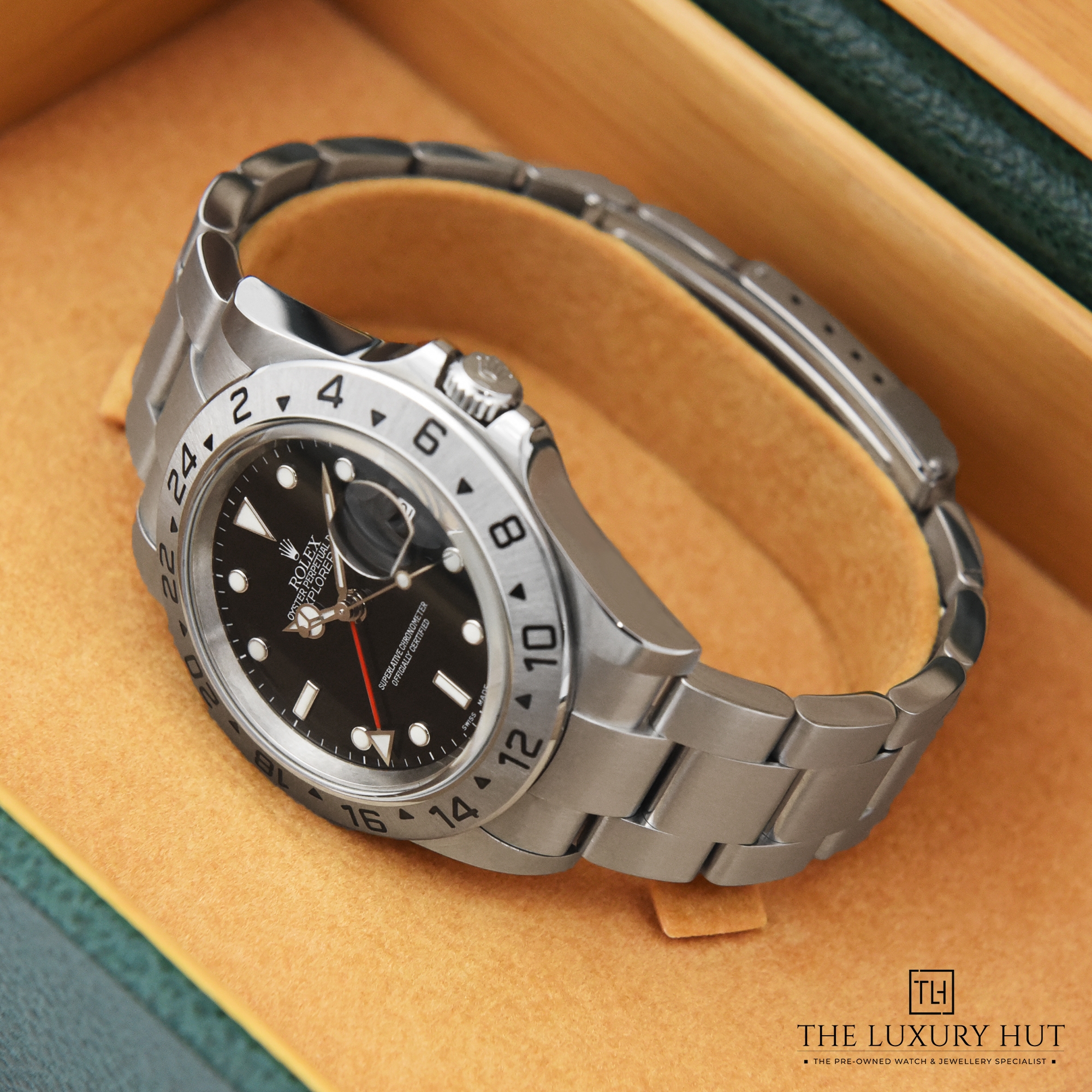 2023/10/Rolex_Explorer-II_40mm_Black_50320-e.jpg
