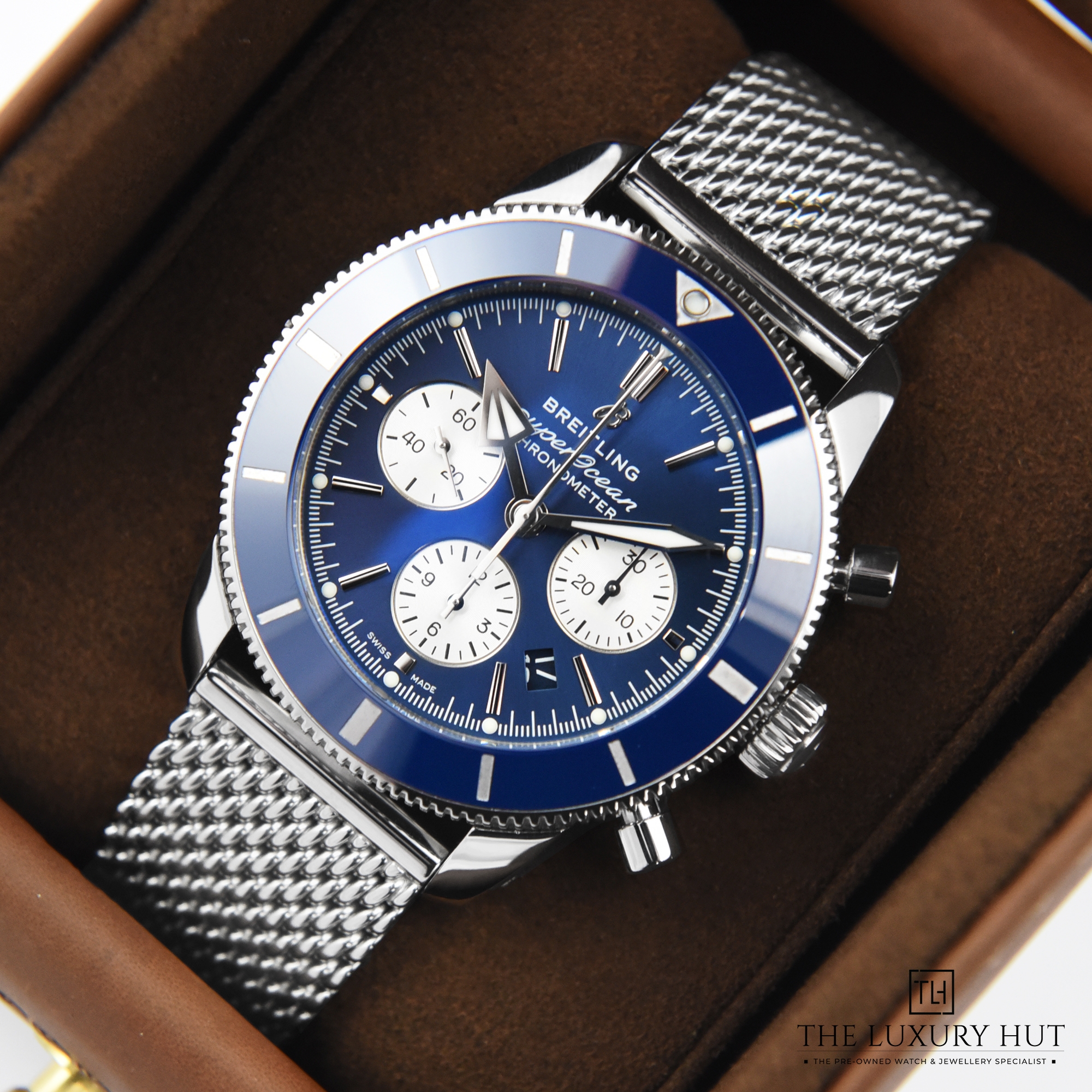 2023/11/Breitling_SuperOcean_Heritage_Blue_50395-f.jpg
