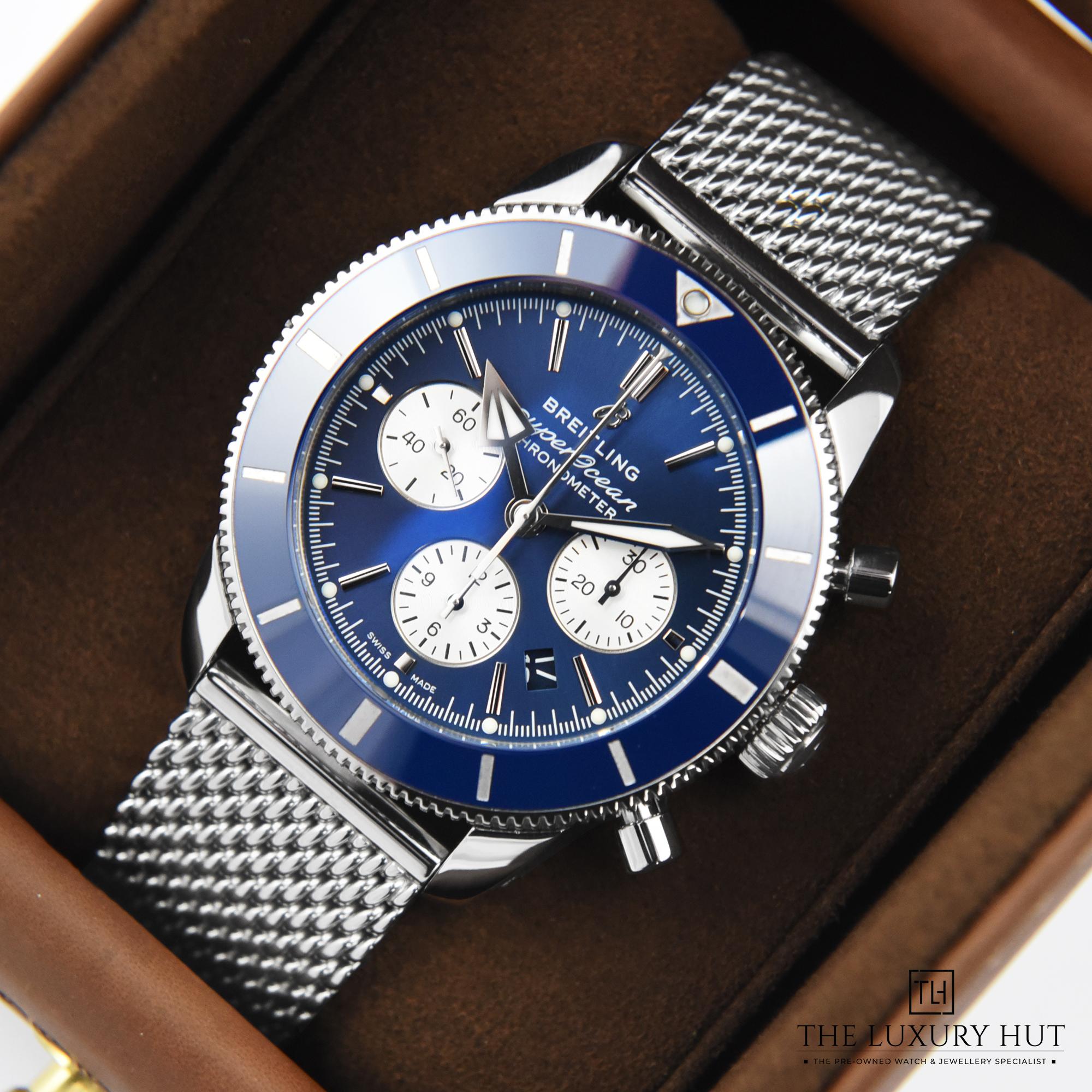 2023/11/Breitling_SuperOcean_Heritage_Blue_50395-f.jpg