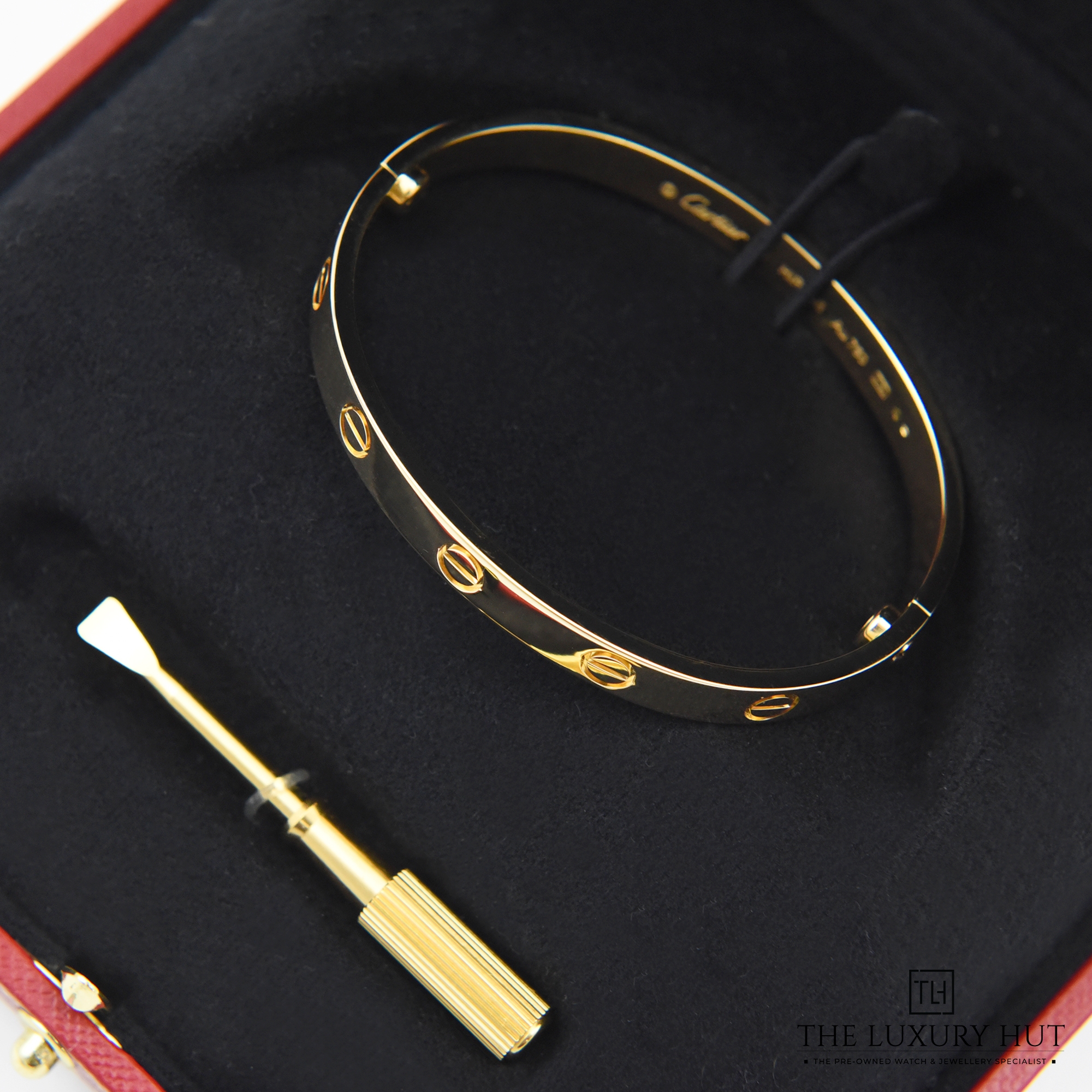 2023/11/Cartier_Love_Bangle_Yellow_Gold_50349-d.jpg