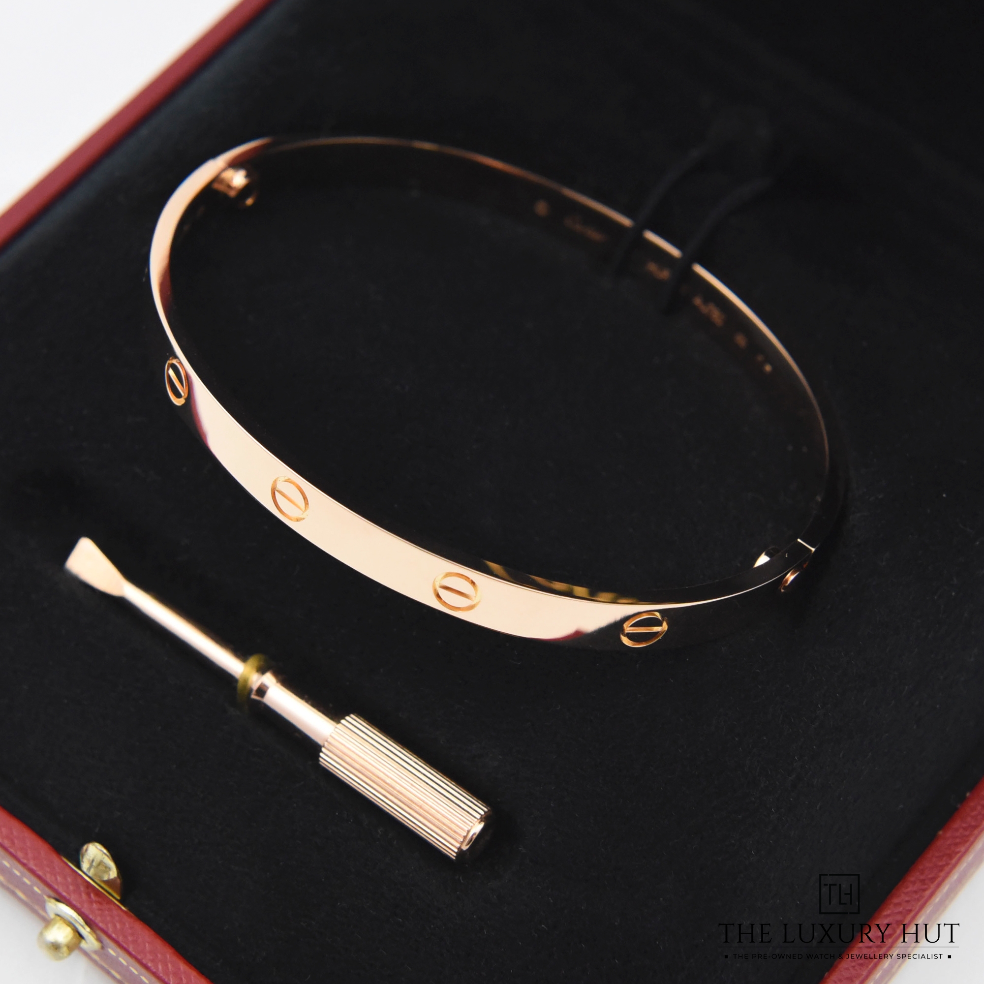 2023/11/Cartier_Rose_Gold_Love-Bangle_50401-d.jpg