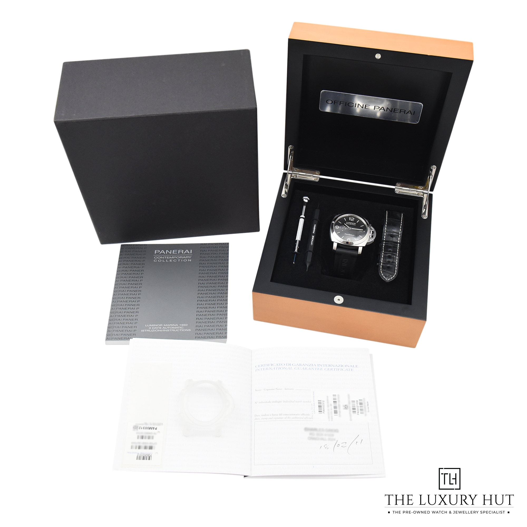 2023/11/Panerai_Luminor_Marina_Black_50334-g.jpg