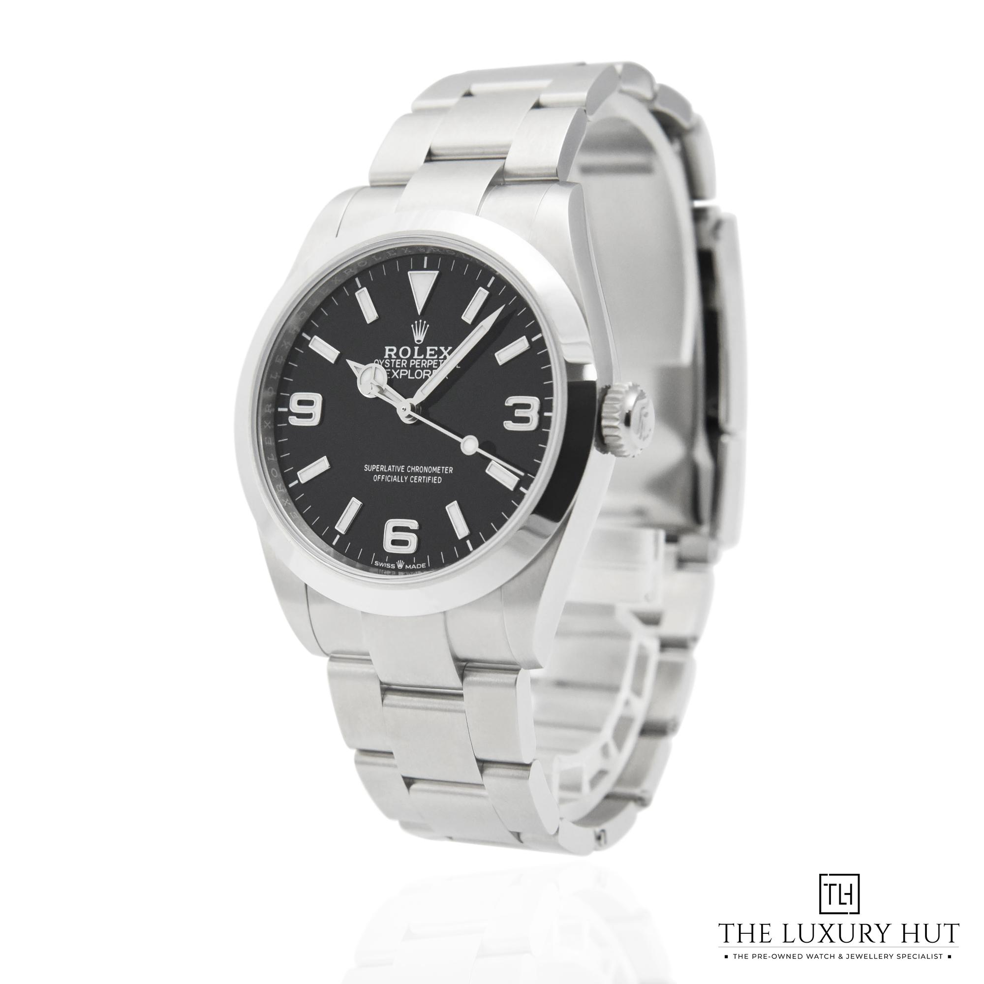 2023/11/Rolex_Explorer_40mm_Black_Dial_50409-b.jpg