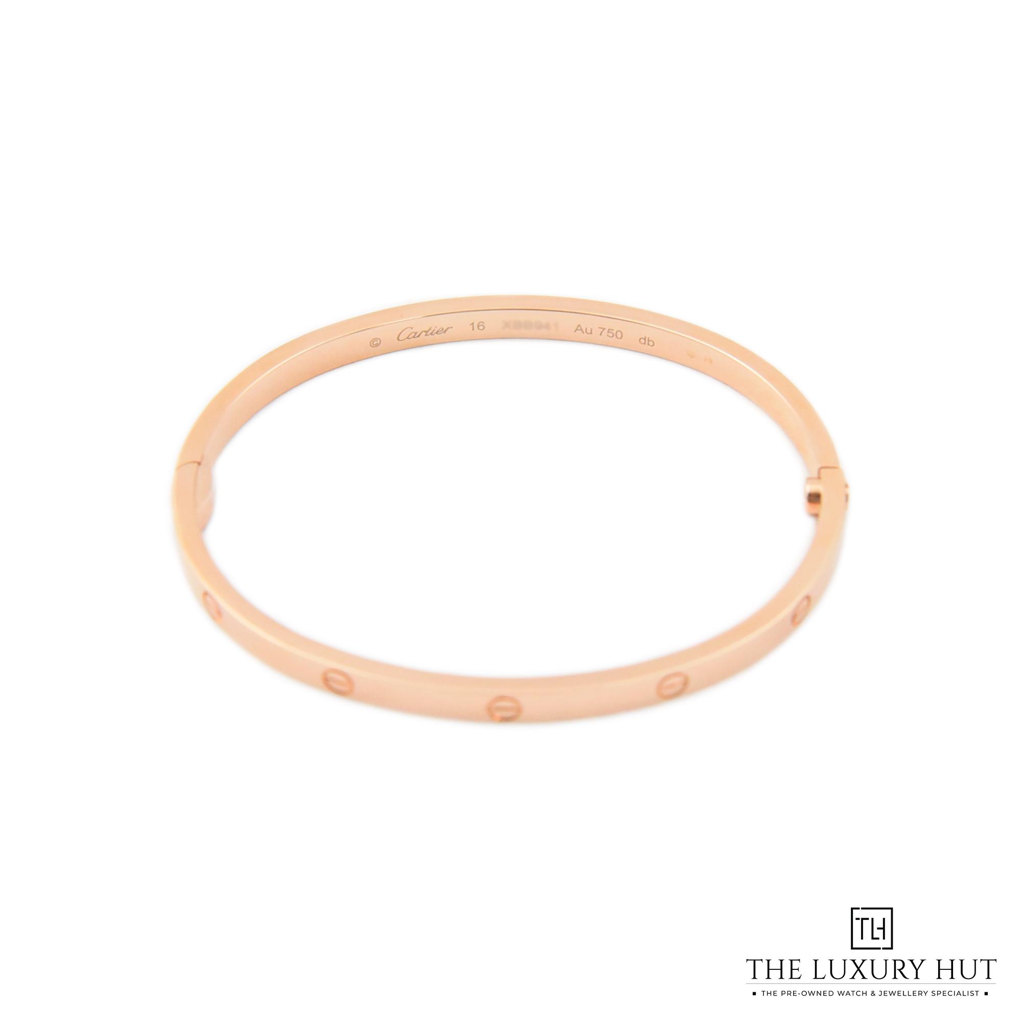 2023/12/Cartier_Rose_Love_Bangle_Small_50431-c.jpg