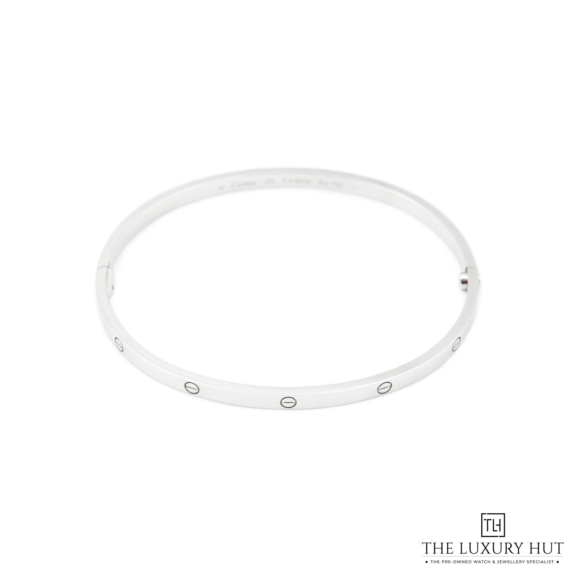 2023/12/Cartier_White_Love-Bangle_Small_50444-c.jpg