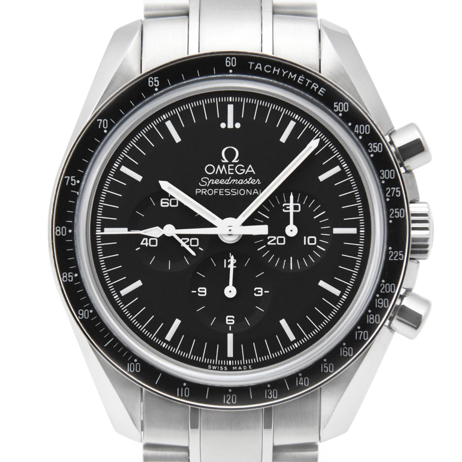 2023/12/Omega_Speedmaster_Moonwatch_LB100-cr.jpg
