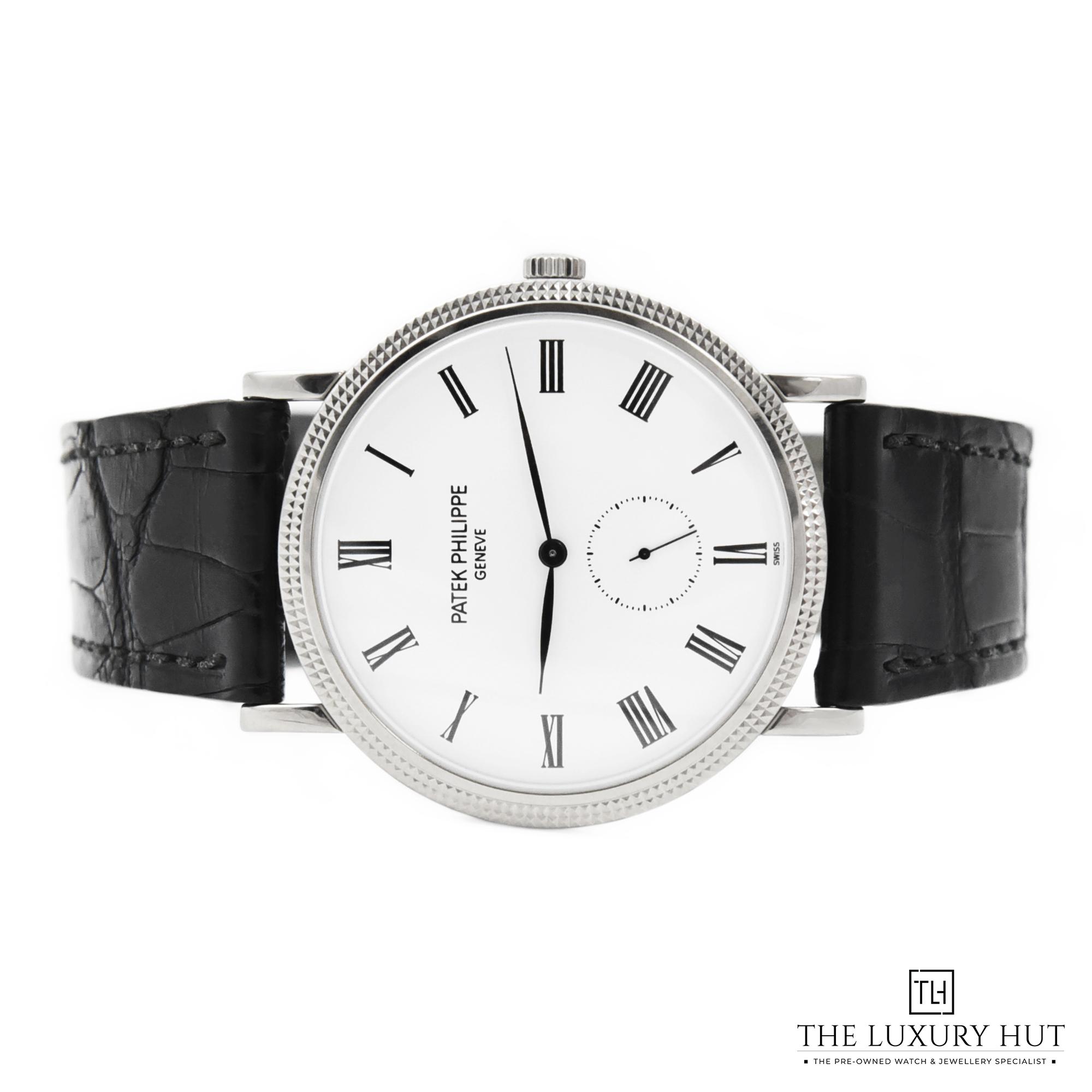 2023/12/Patek_Philippe_Calatrava_White_50505-c.jpg
