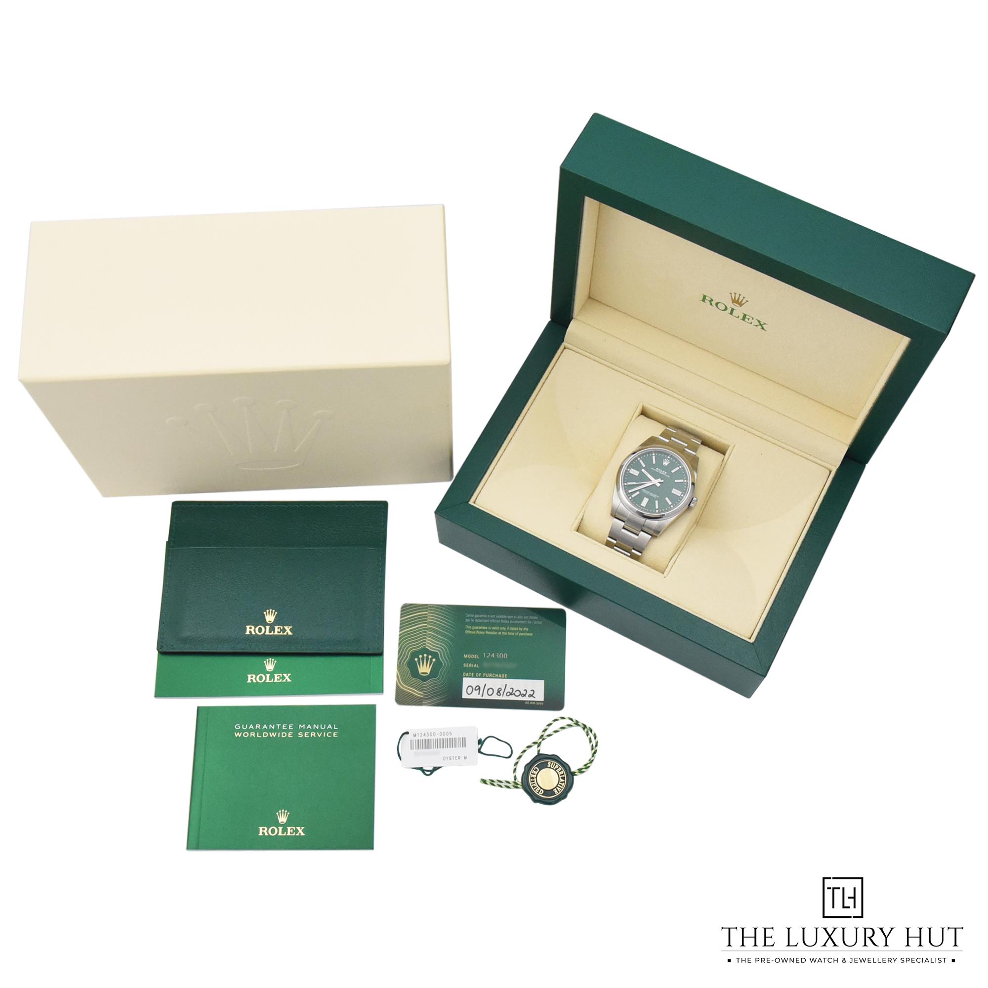 2023/12/Rolex_Oyster_Perpetual_41_Green_50514-f.jpg