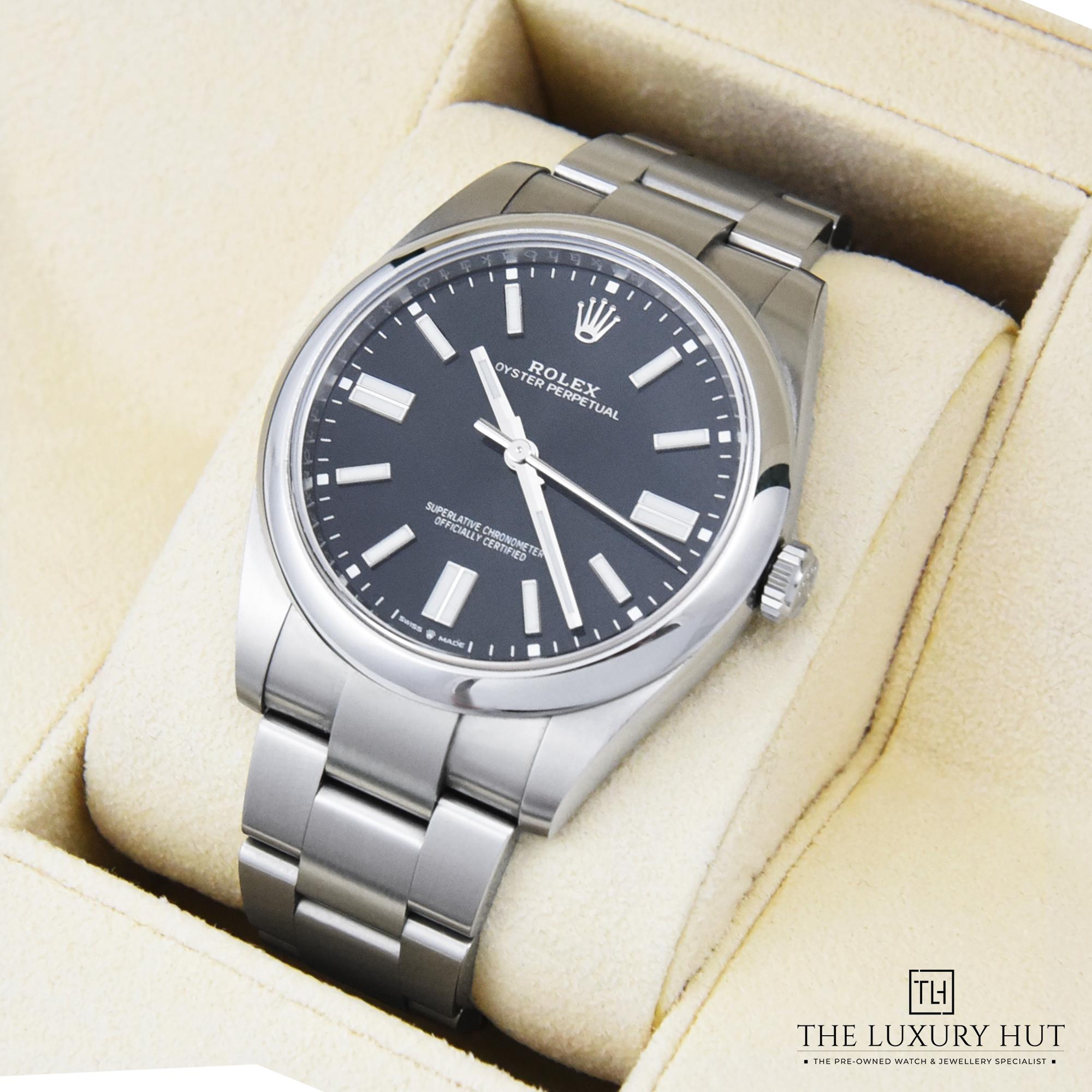 2023/12/Rolex_Oyster_Perpetual_41mm_Black_LB102-e.jpg