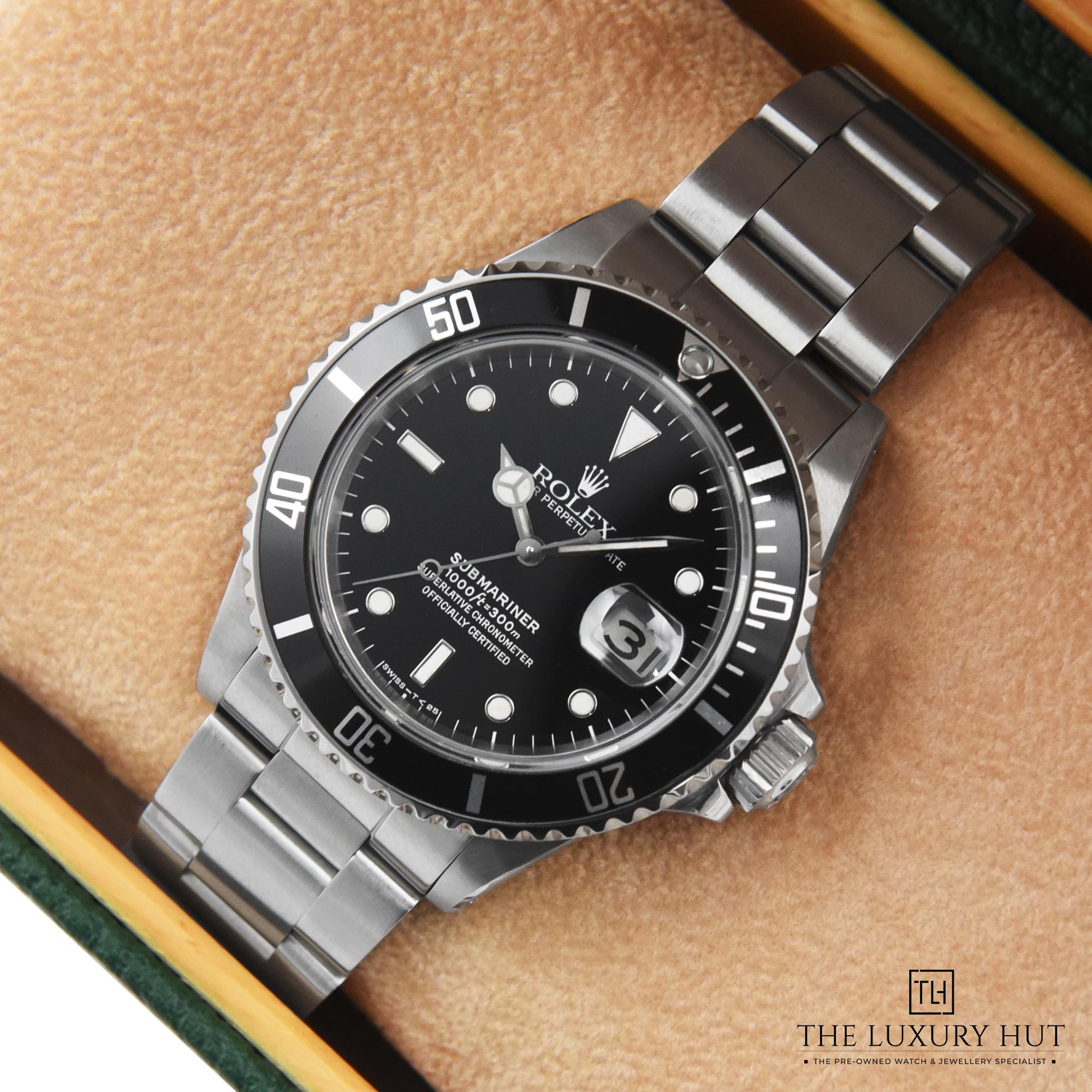 2023/12/Rolex_Submariner_Date_Transitional_50424-e.jpg