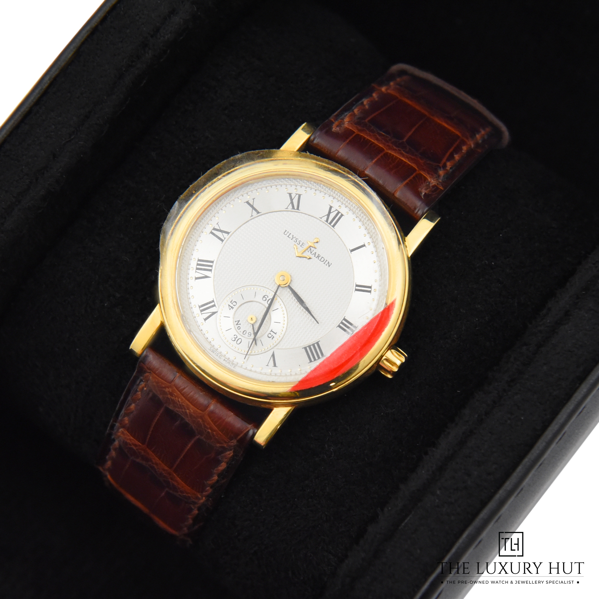 2023/12/Ulysse_Nardin_Classico_Yellow_Gold_50461-e.jpg