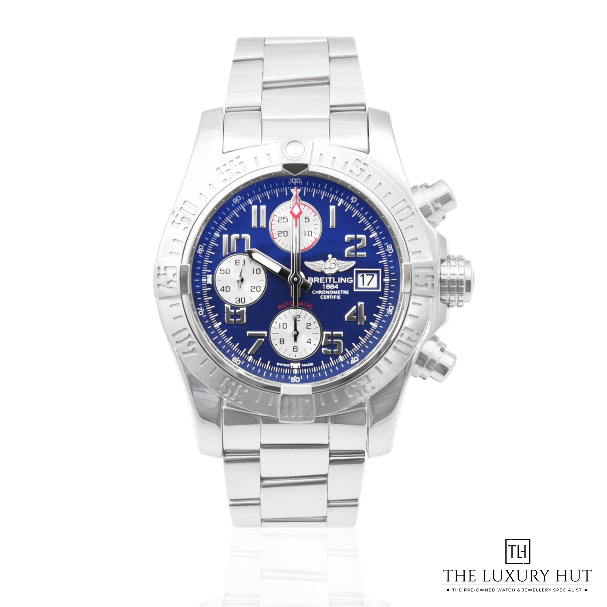 2024/01/Breitling_Avenger-II_Steel_Blue_50555-a.jpg