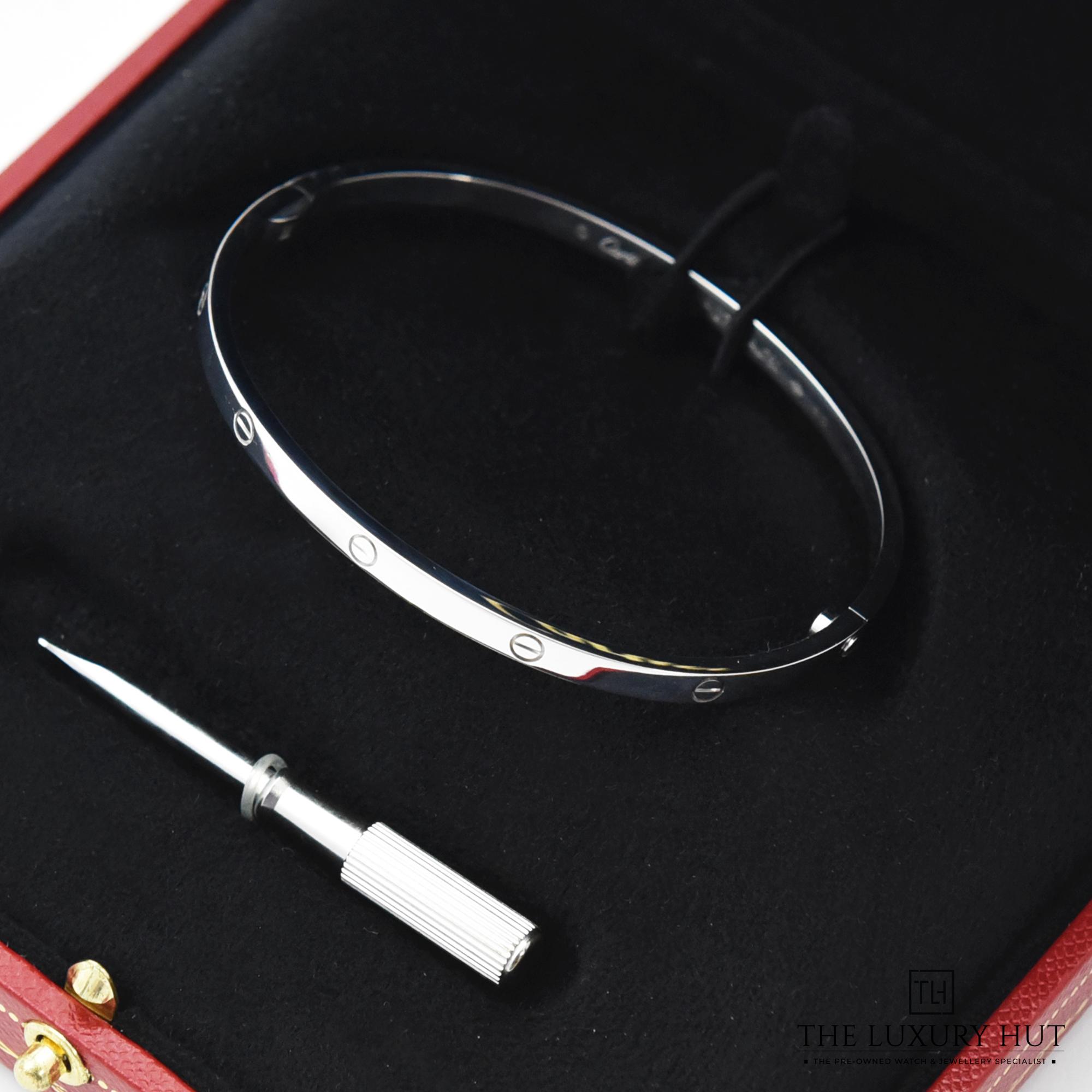 2024/01/Cartier_-White_Small_Love_Bangle_50580d.jpg