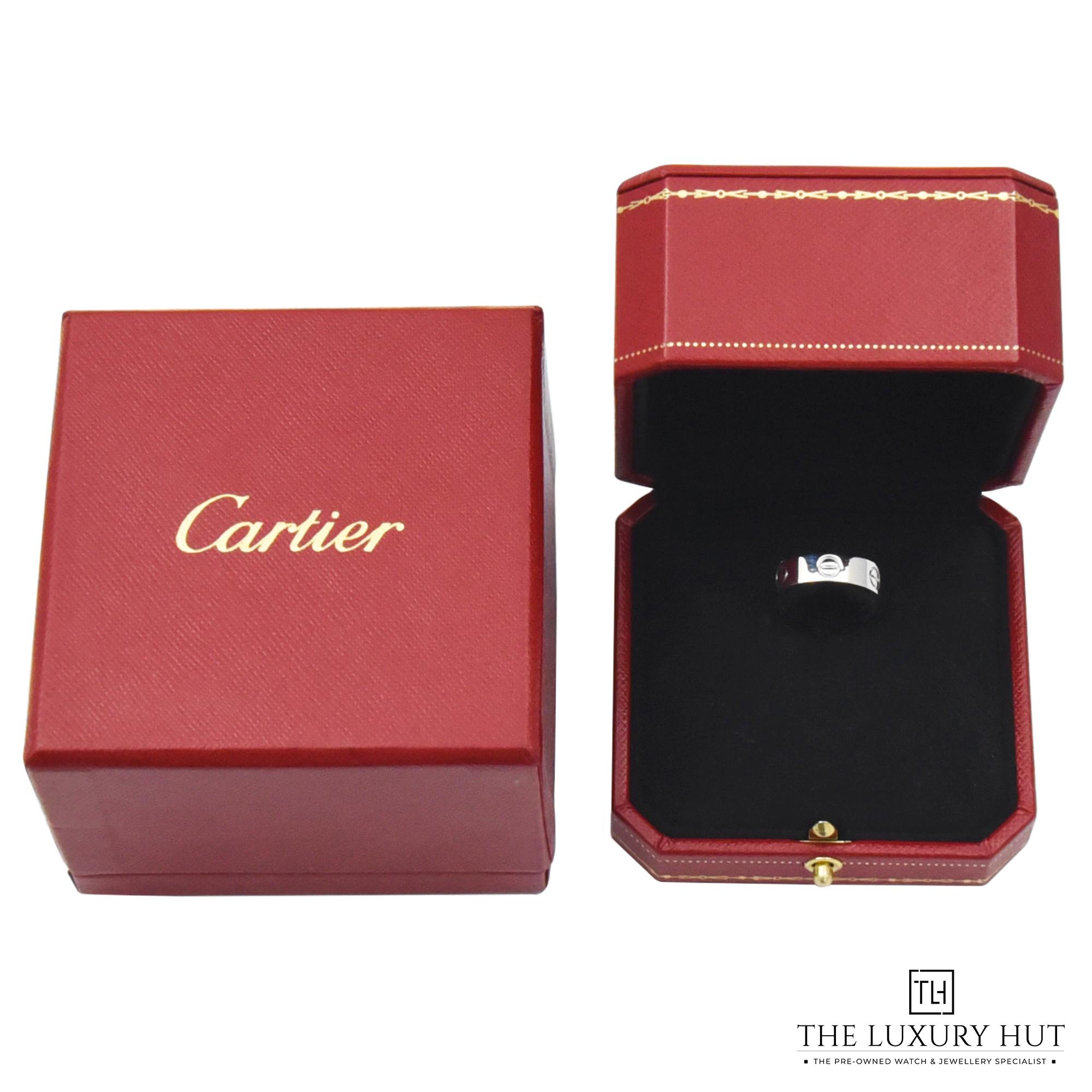 2024/01/Cartier_Platinum_Love_Ring_50570-d.jpg