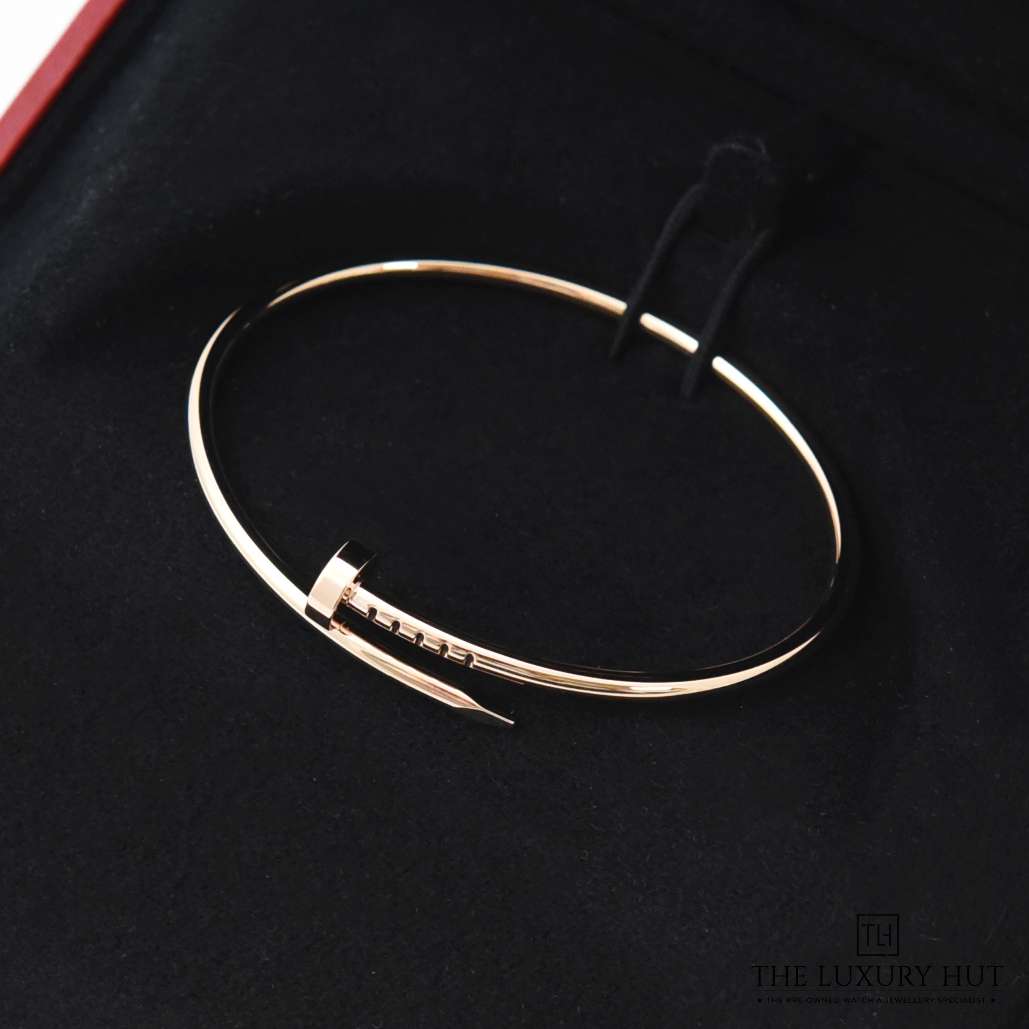 2024/01/Cartier_Rose__Juste-Un-Clou_Bangle_LB124-d.jpg