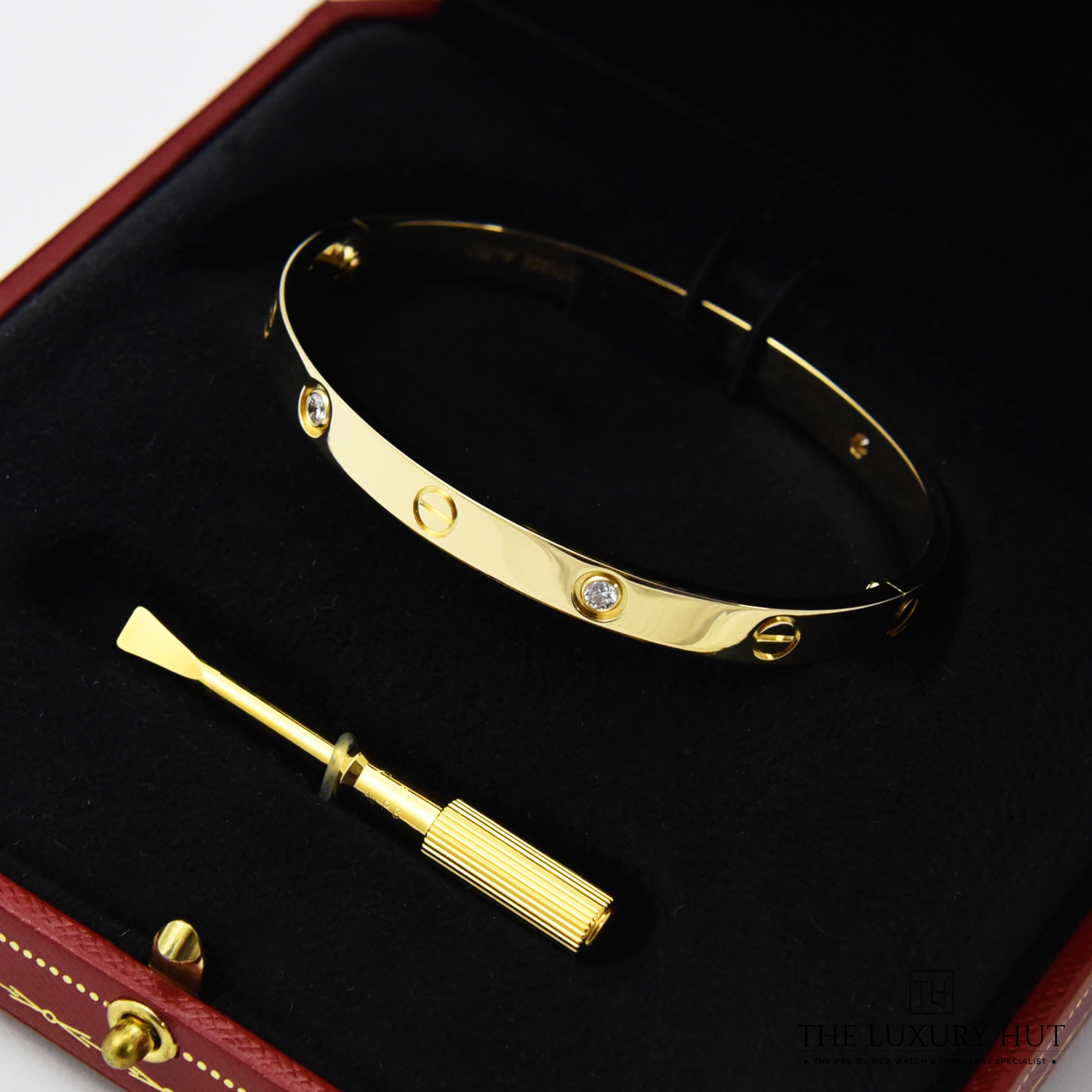 2024/01/Cartier_Yellow_Gold_Diamonds_Bangle_50437-d.jpg