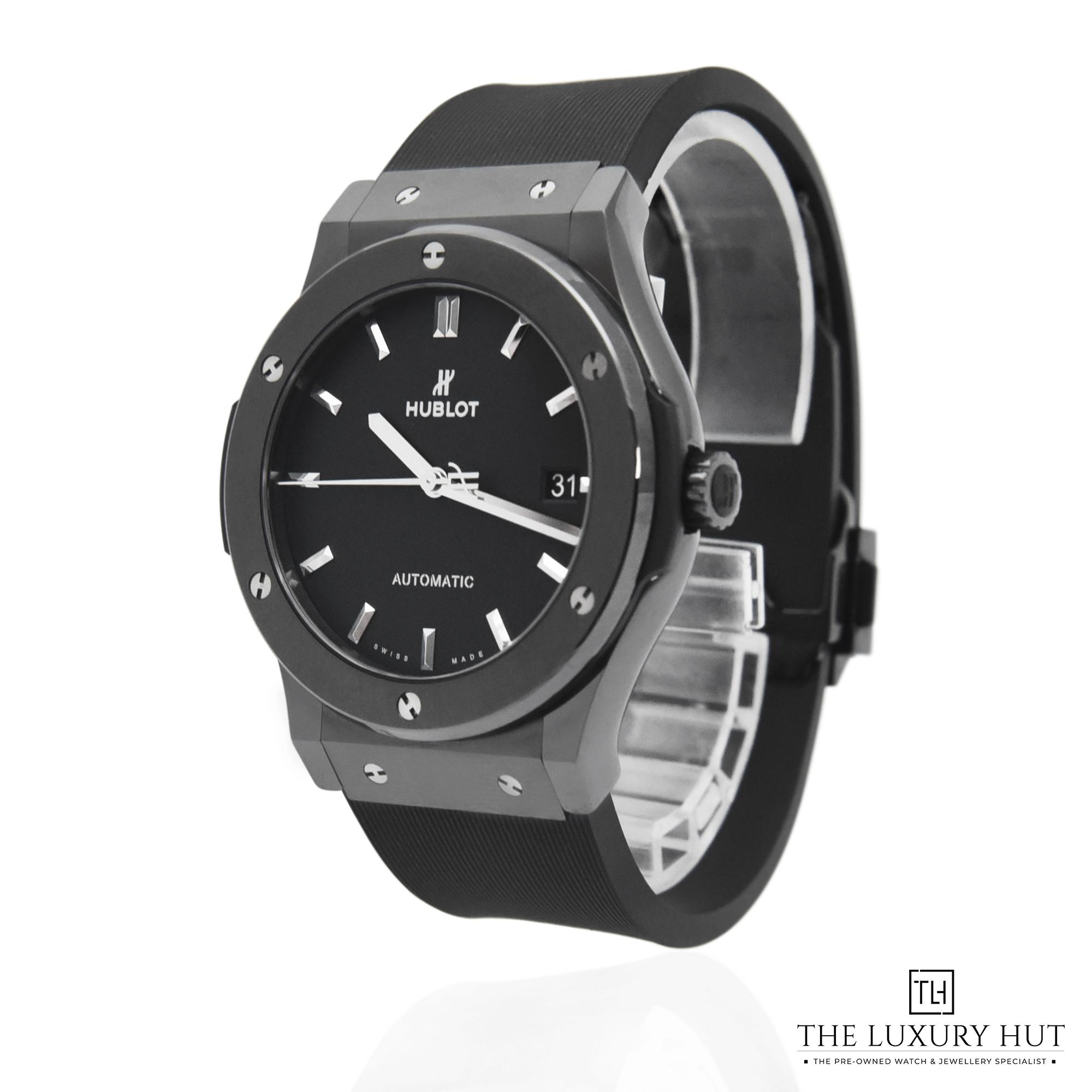2024/01/Hublot_Classic_Fusion_Black_50543-b.jpg
